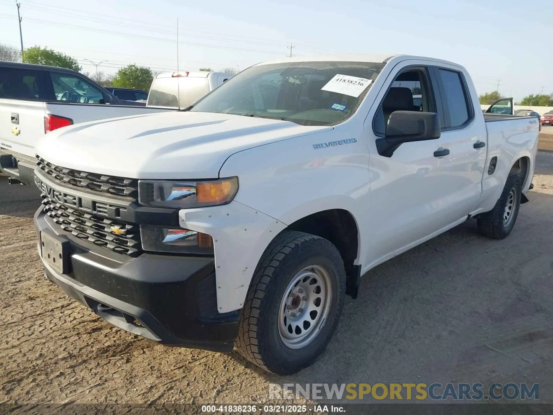 2 fotografías del automóvil dañado 1GCRYAEFXLZ179084 CHEVROLET SILVERADO 1500 2020