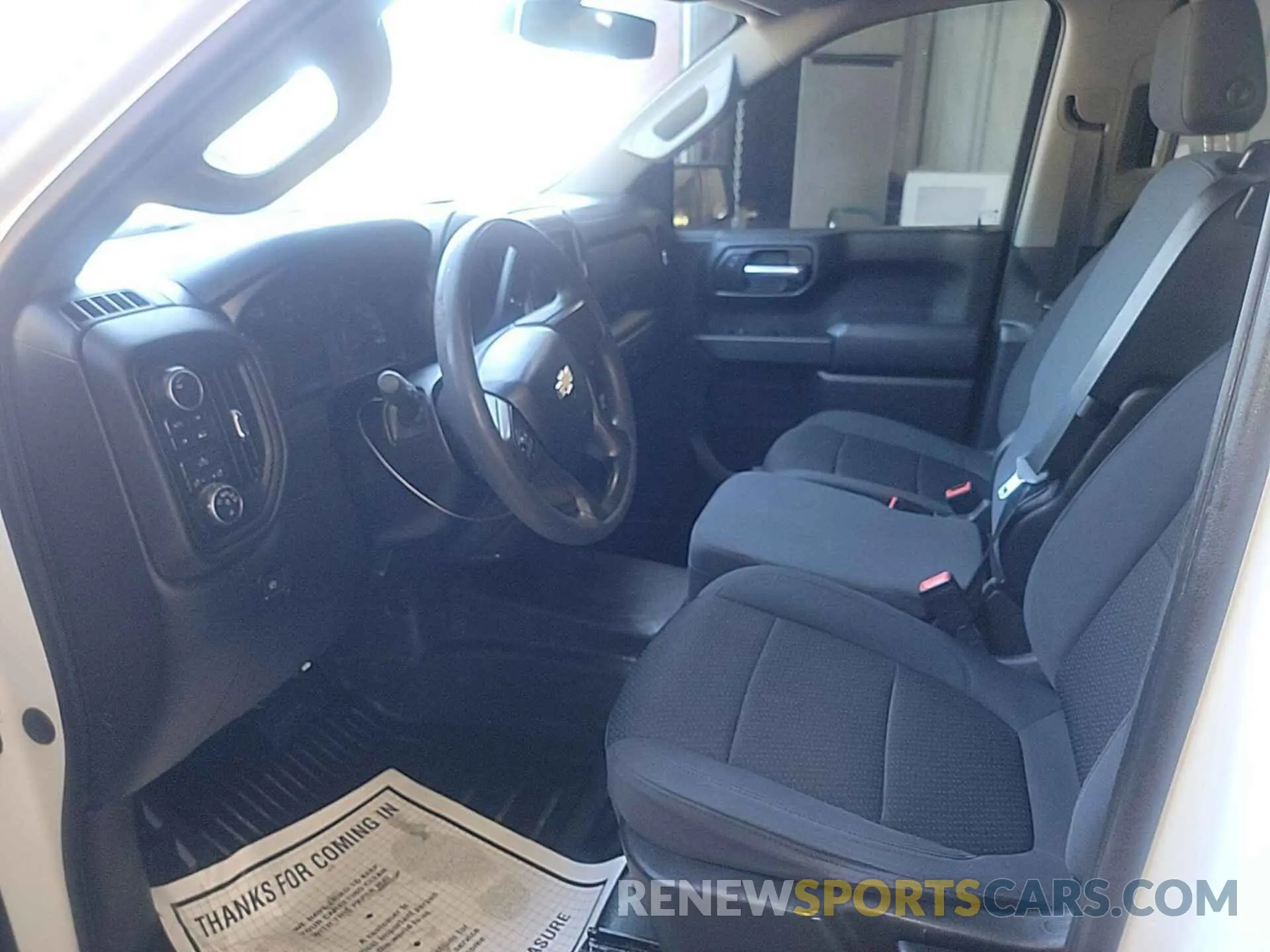 20 fotografías del automóvil dañado 1GCRYAEFXLZ210303 CHEVROLET SILVERADO 1500 2020