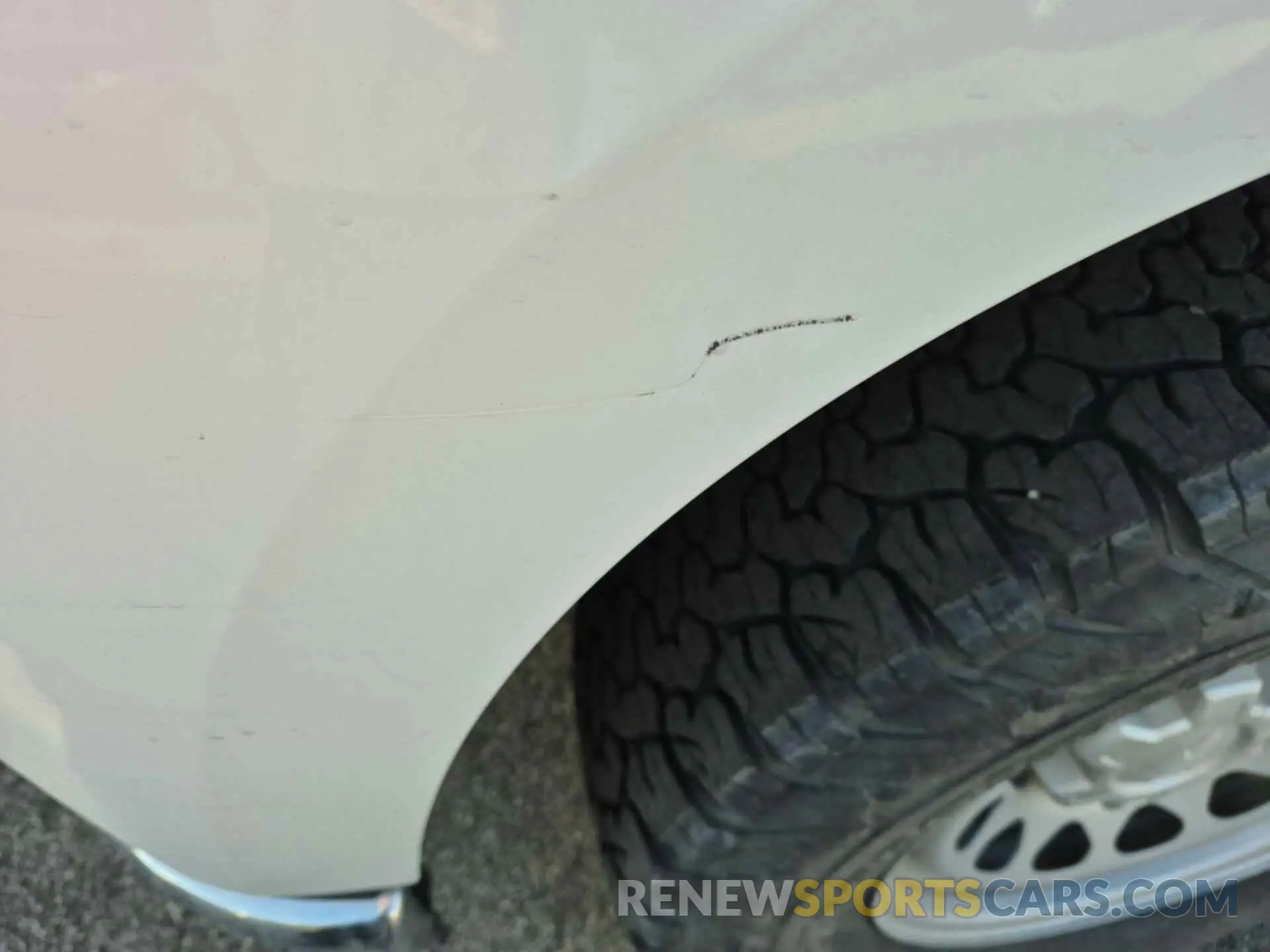 21 fotografías del automóvil dañado 1GCRYAEFXLZ210303 CHEVROLET SILVERADO 1500 2020