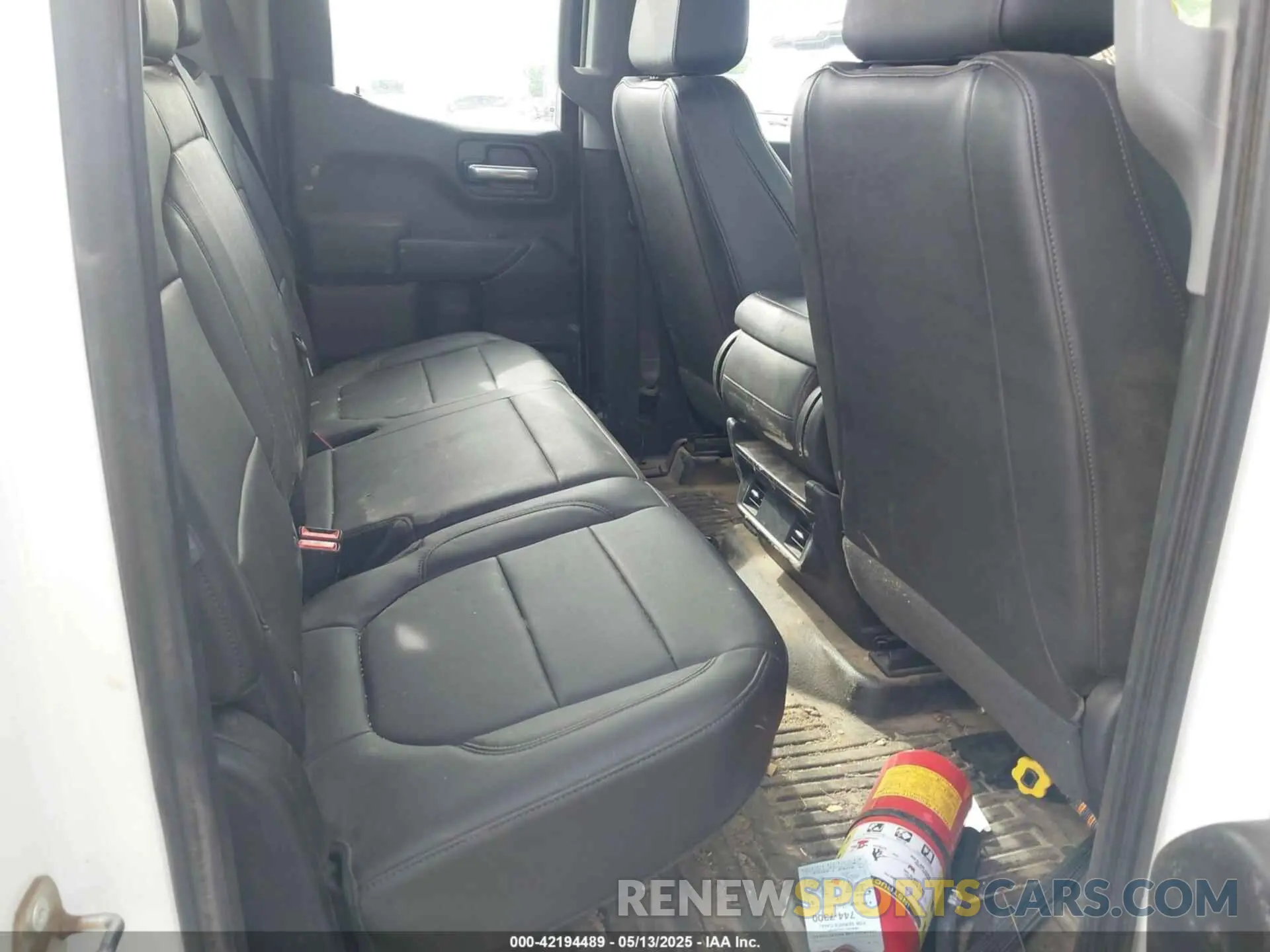 8 fotografías del automóvil dañado 1GCRYAEH0LZ210392 CHEVROLET SILVERADO 1500 2020