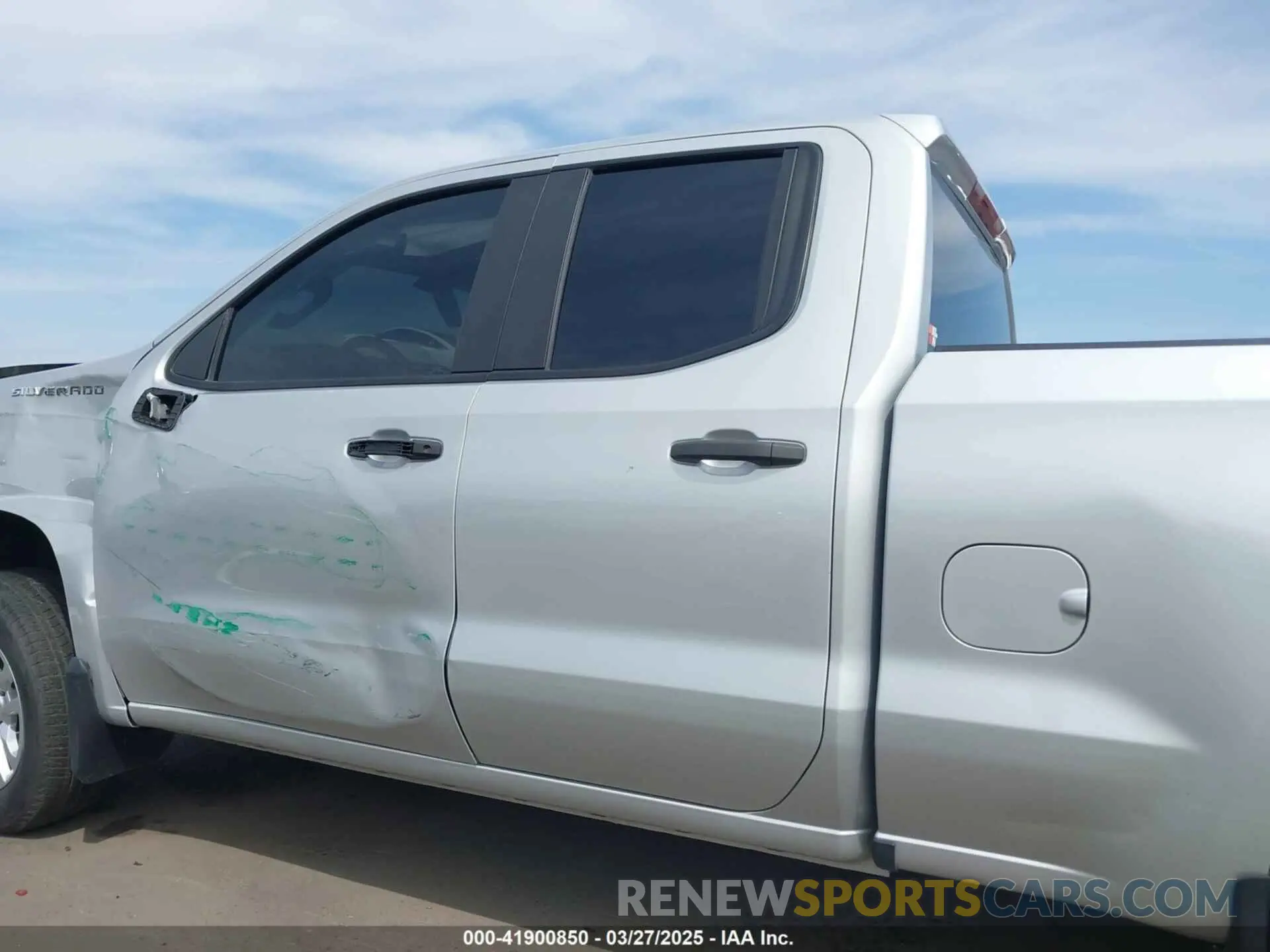 14 fotografías del automóvil dañado 1GCRYBEF2LZ299371 CHEVROLET SILVERADO 1500 2020