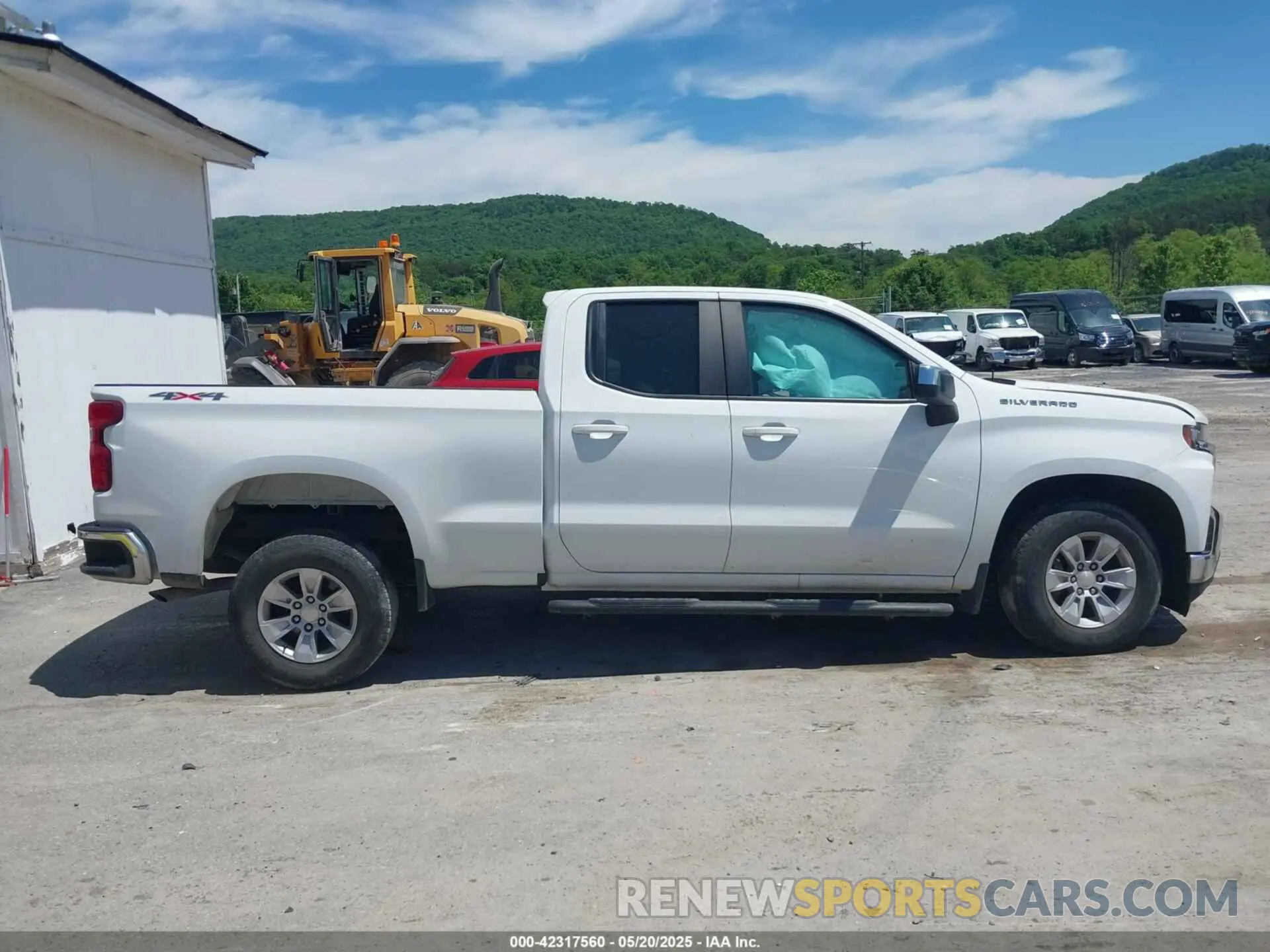 12 fotografías del automóvil dañado 1GCRYDED2LZ151165 CHEVROLET SILVERADO 1500 2020