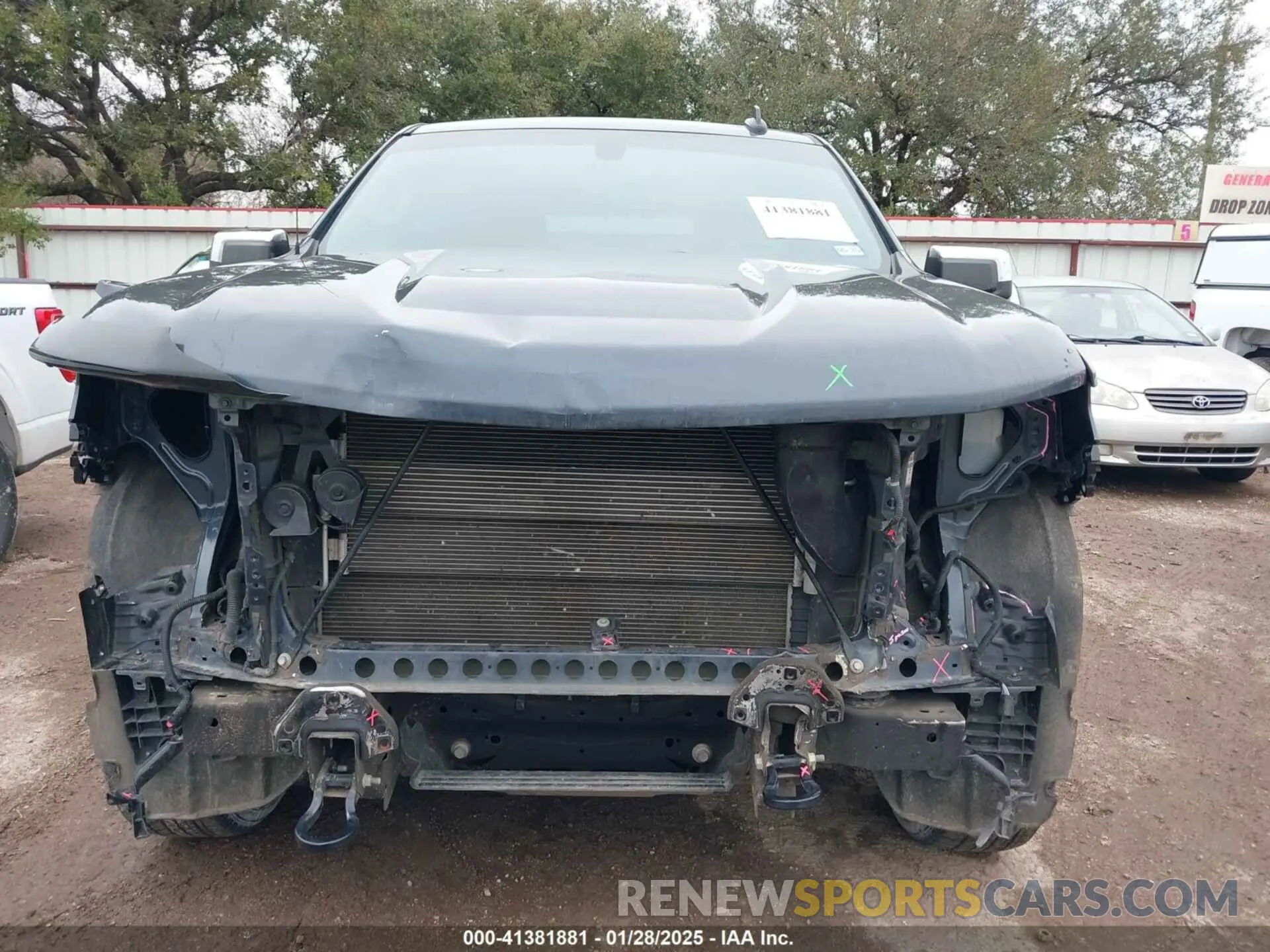 13 fotografías del automóvil dañado 1GCRYDED3LZ169836 CHEVROLET SILVERADO 1500 2020