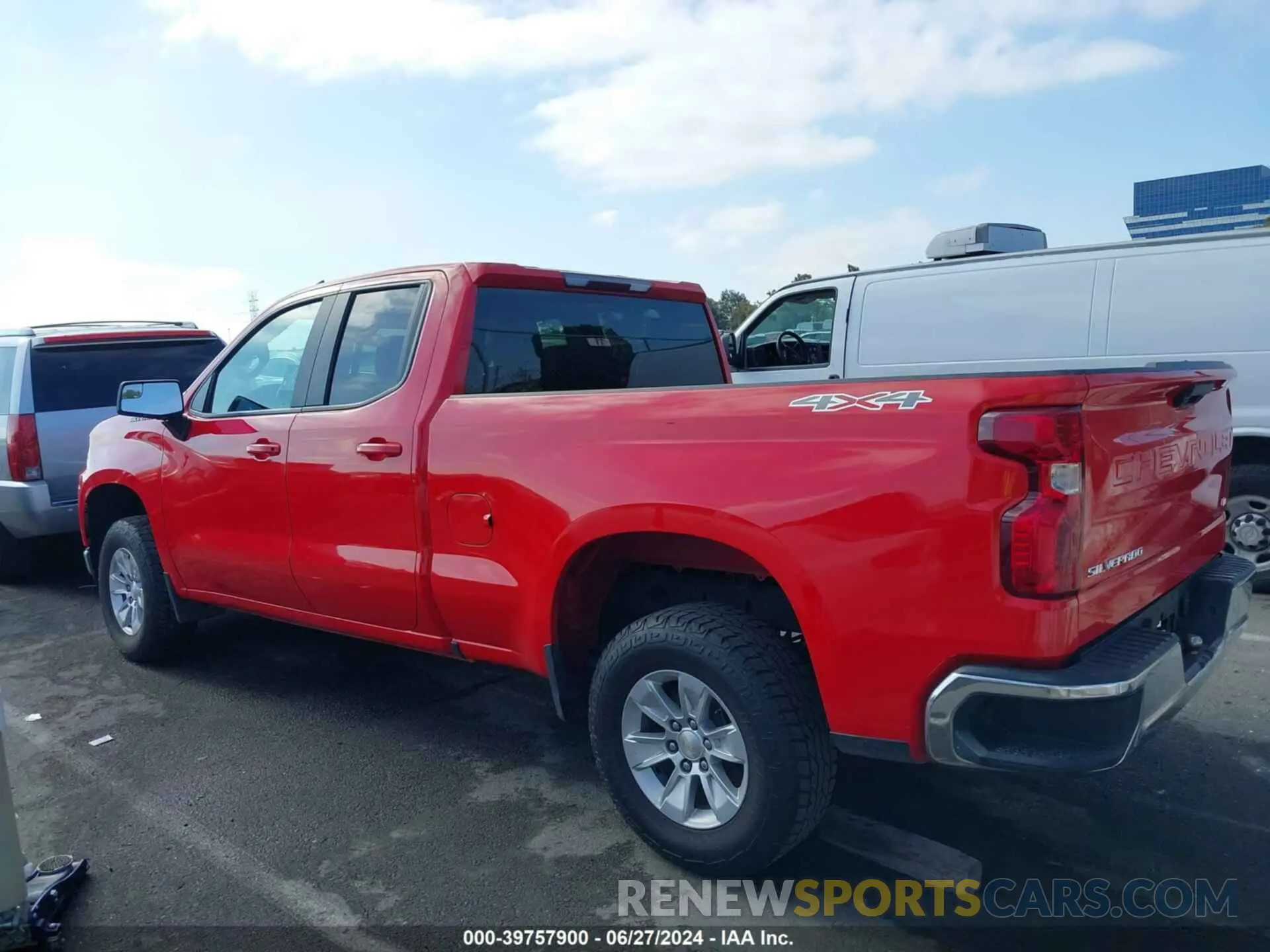 14 fotografías del automóvil dañado 1GCRYDED3LZ173515 CHEVROLET SILVERADO 1500 2020