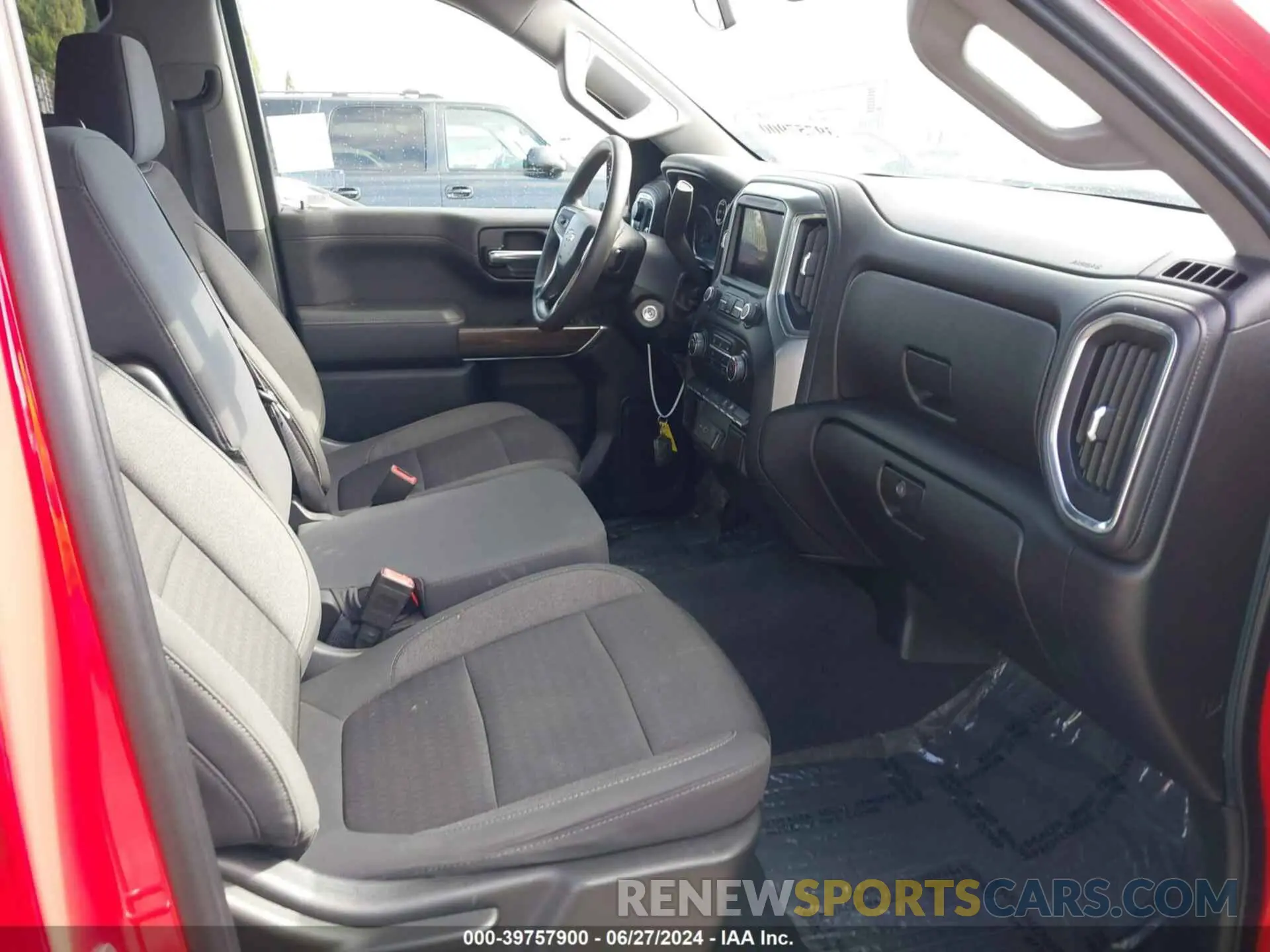 5 fotografías del automóvil dañado 1GCRYDED3LZ173515 CHEVROLET SILVERADO 1500 2020