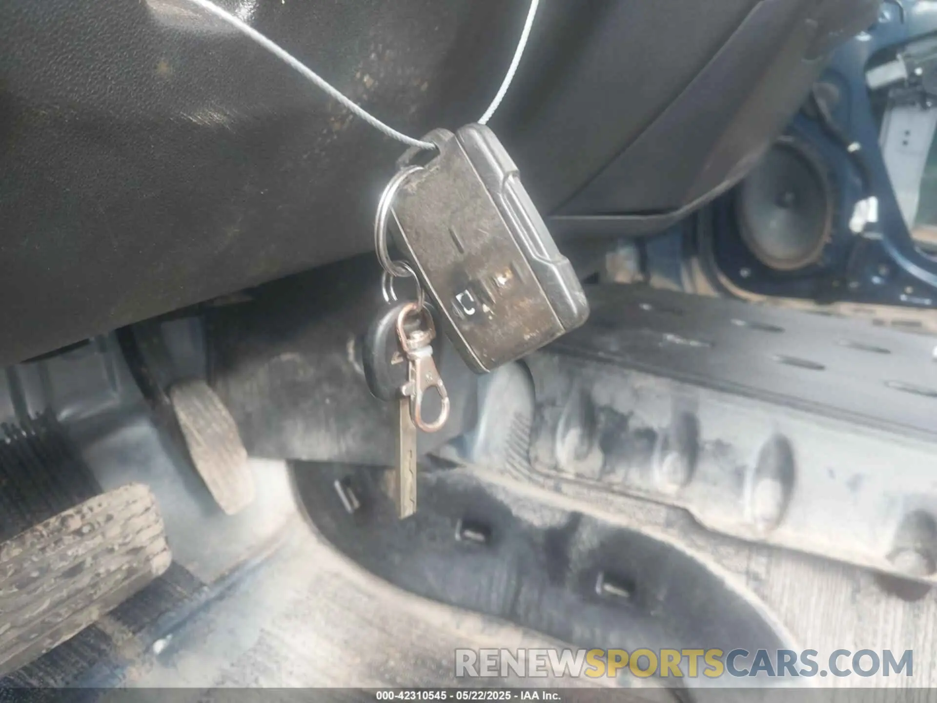 11 fotografías del automóvil dañado 1GCRYDED4LZ141611 CHEVROLET SILVERADO 1500 2020
