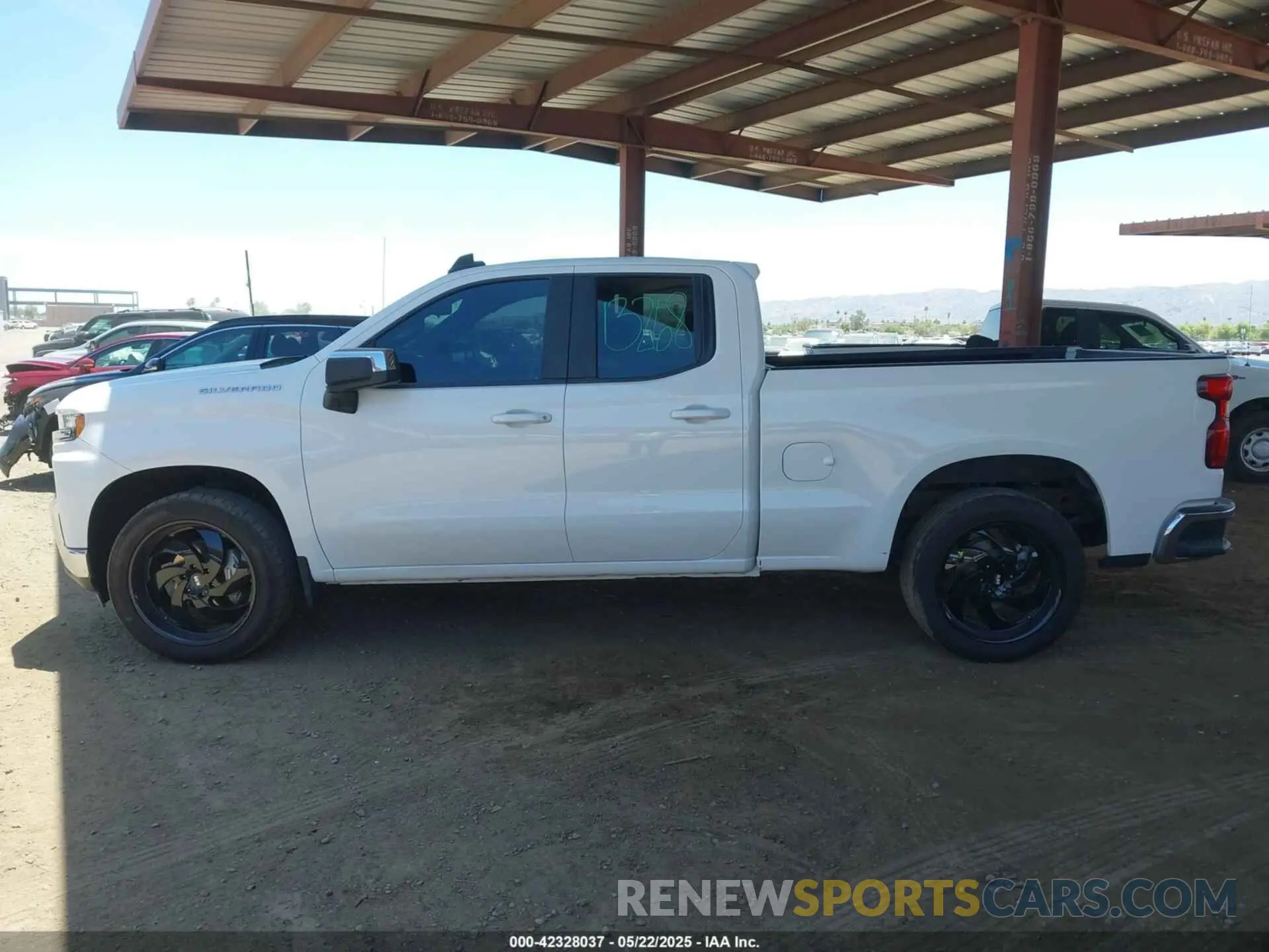 14 fotografías del automóvil dañado 1GCRYDED9LZ118079 CHEVROLET SILVERADO 1500 2020