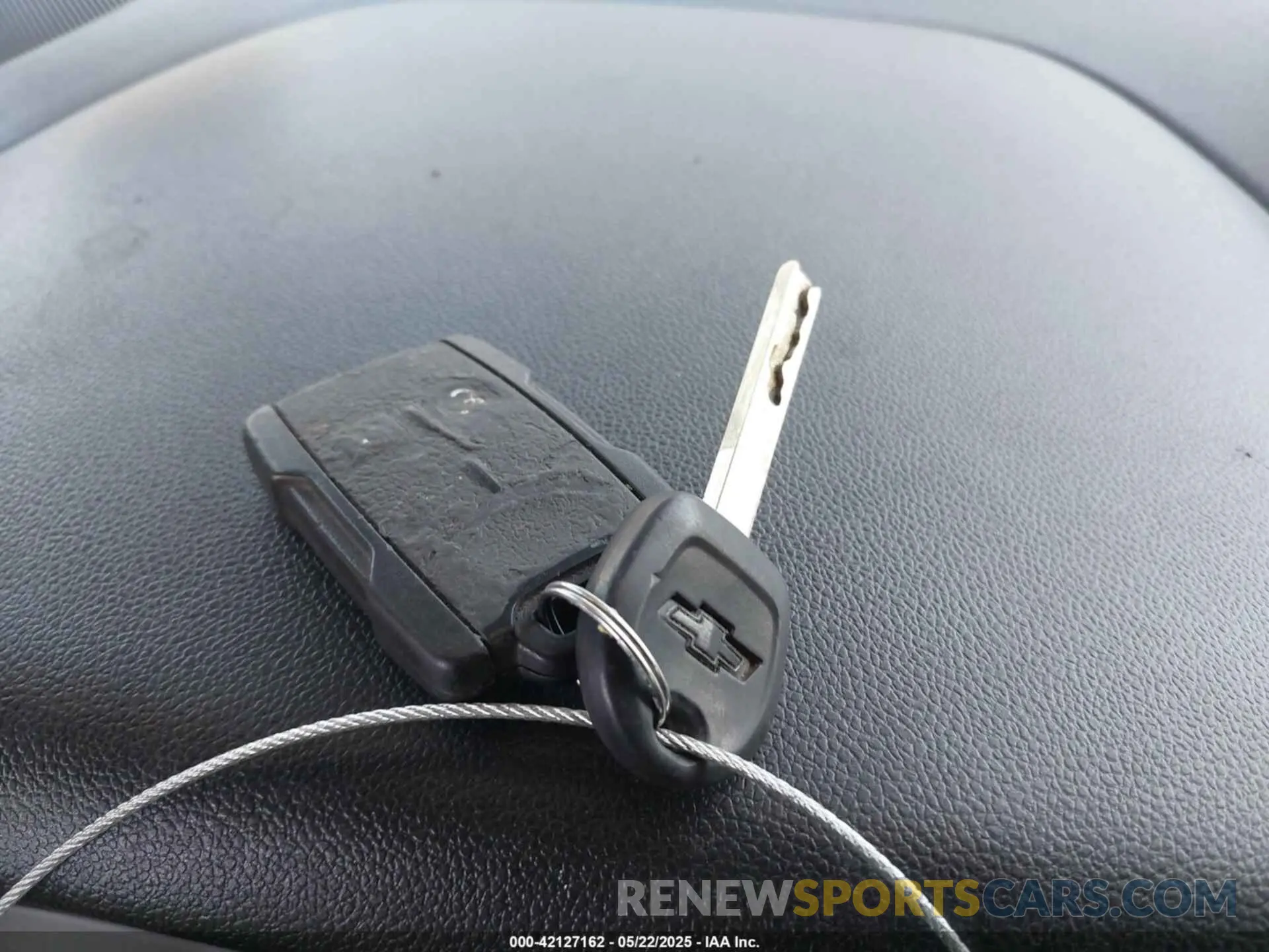 11 fotografías del automóvil dañado 1GCUYAEF1LZ165892 CHEVROLET SILVERADO 1500 2020