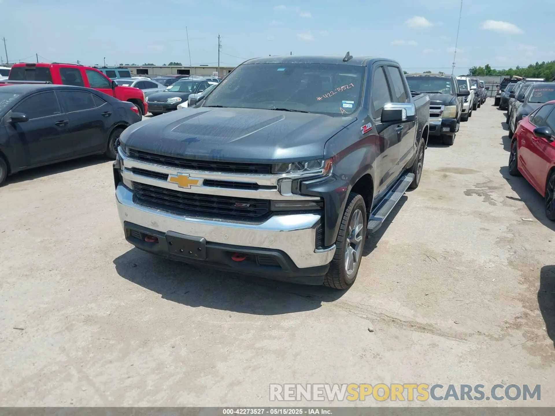 2 fotografías del automóvil dañado 1GCUYDED1LZ239795 CHEVROLET SILVERADO 1500 2020