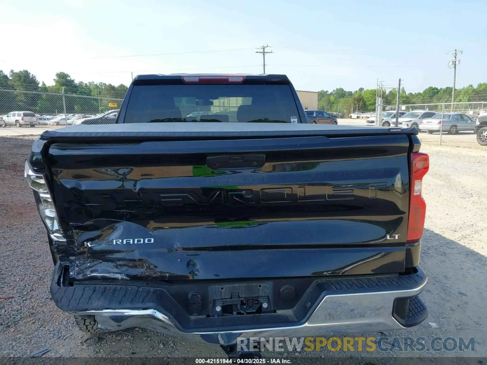 16 fotografías del automóvil dañado 1GCUYDED1LZ308596 CHEVROLET SILVERADO 1500 2020
