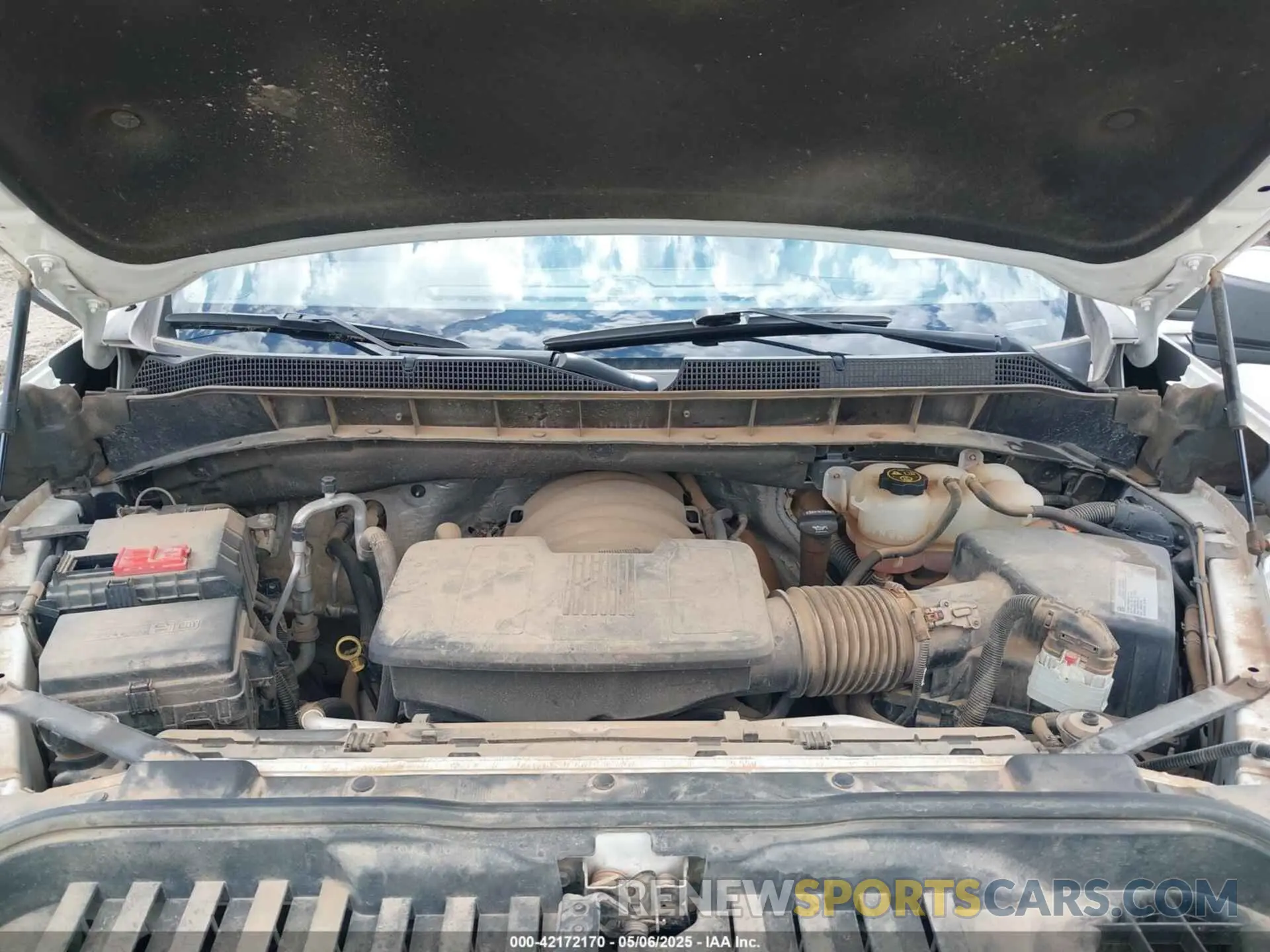 10 fotografías del automóvil dañado 1GCUYDED4LZ137214 CHEVROLET SILVERADO 1500 2020