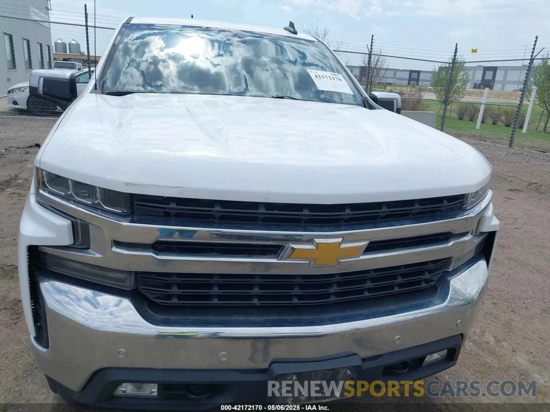 12 fotografías del automóvil dañado 1GCUYDED4LZ137214 CHEVROLET SILVERADO 1500 2020