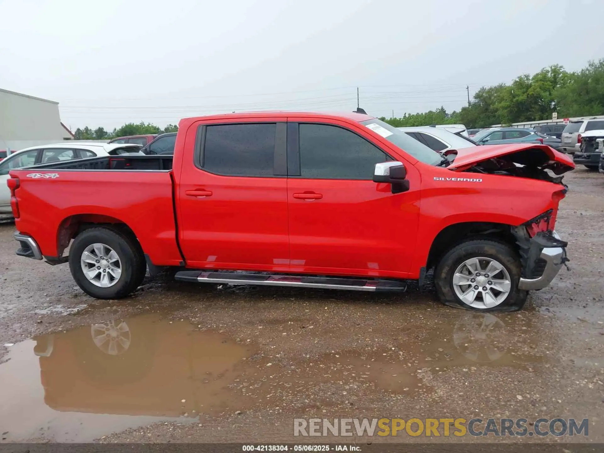 14 fotografías del automóvil dañado 1GCUYDED5LZ230954 CHEVROLET SILVERADO 1500 2020