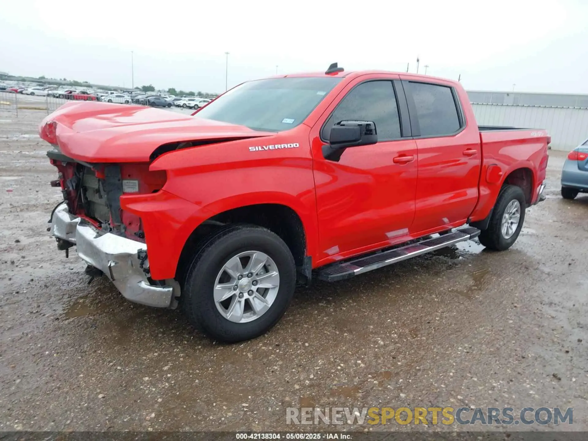 2 fotografías del automóvil dañado 1GCUYDED5LZ230954 CHEVROLET SILVERADO 1500 2020