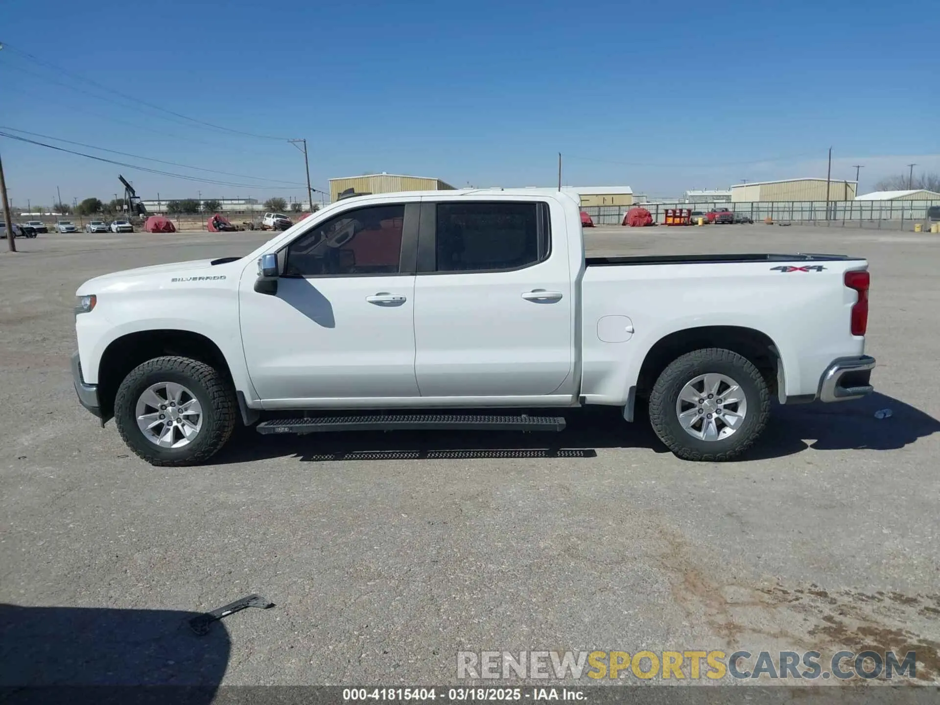 12 fotografías del automóvil dañado 1GCUYDED7LZ137028 CHEVROLET SILVERADO 1500 2020