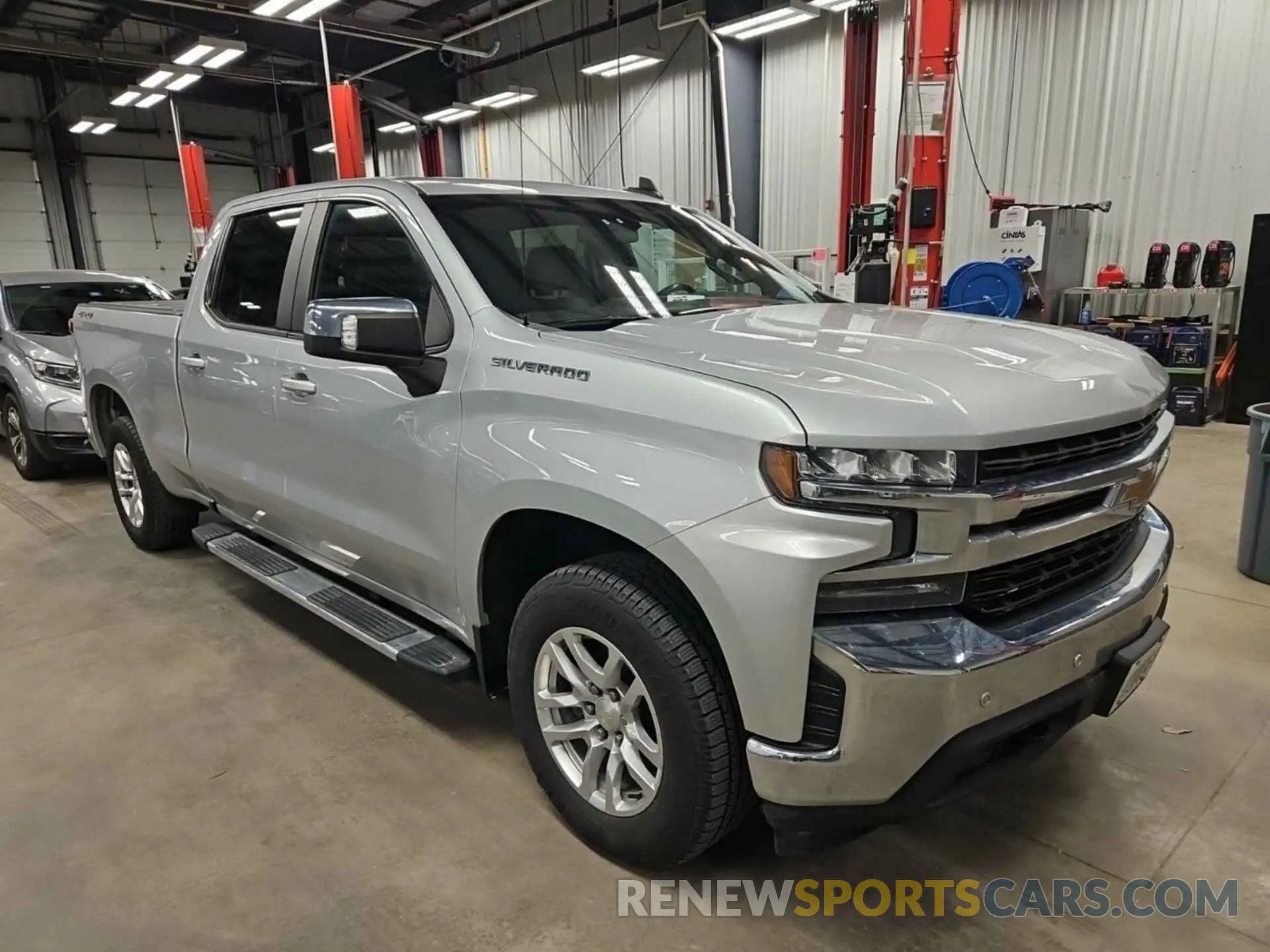 16 fotografías del automóvil dañado 1GCUYDED7LZ220183 CHEVROLET SILVERADO 1500 2020