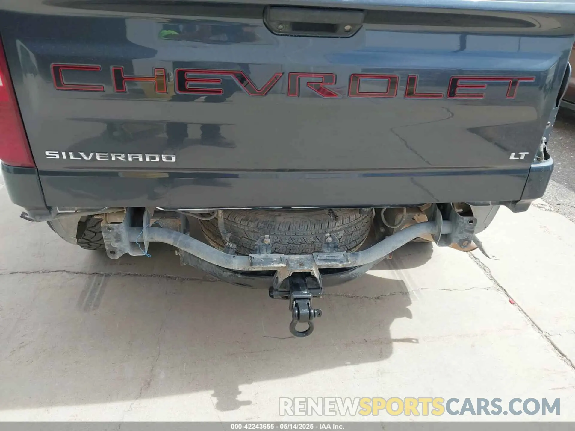 6 fotografías del automóvil dañado 1GCUYDEDXLZ225748 CHEVROLET SILVERADO 1500 2020