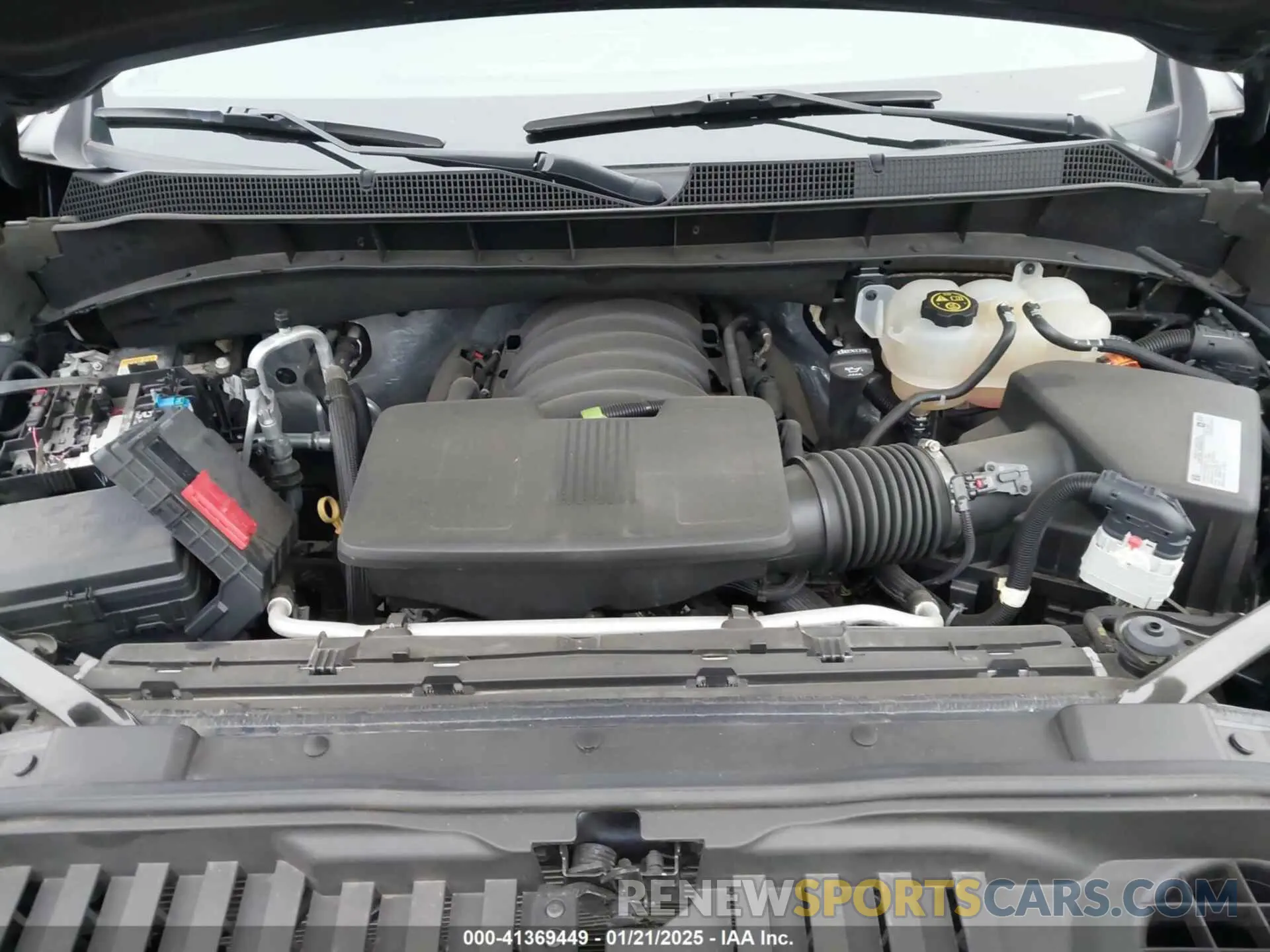 10 fotografías del automóvil dañado 1GCUYEEDXLZ181725 CHEVROLET SILVERADO 1500 2020