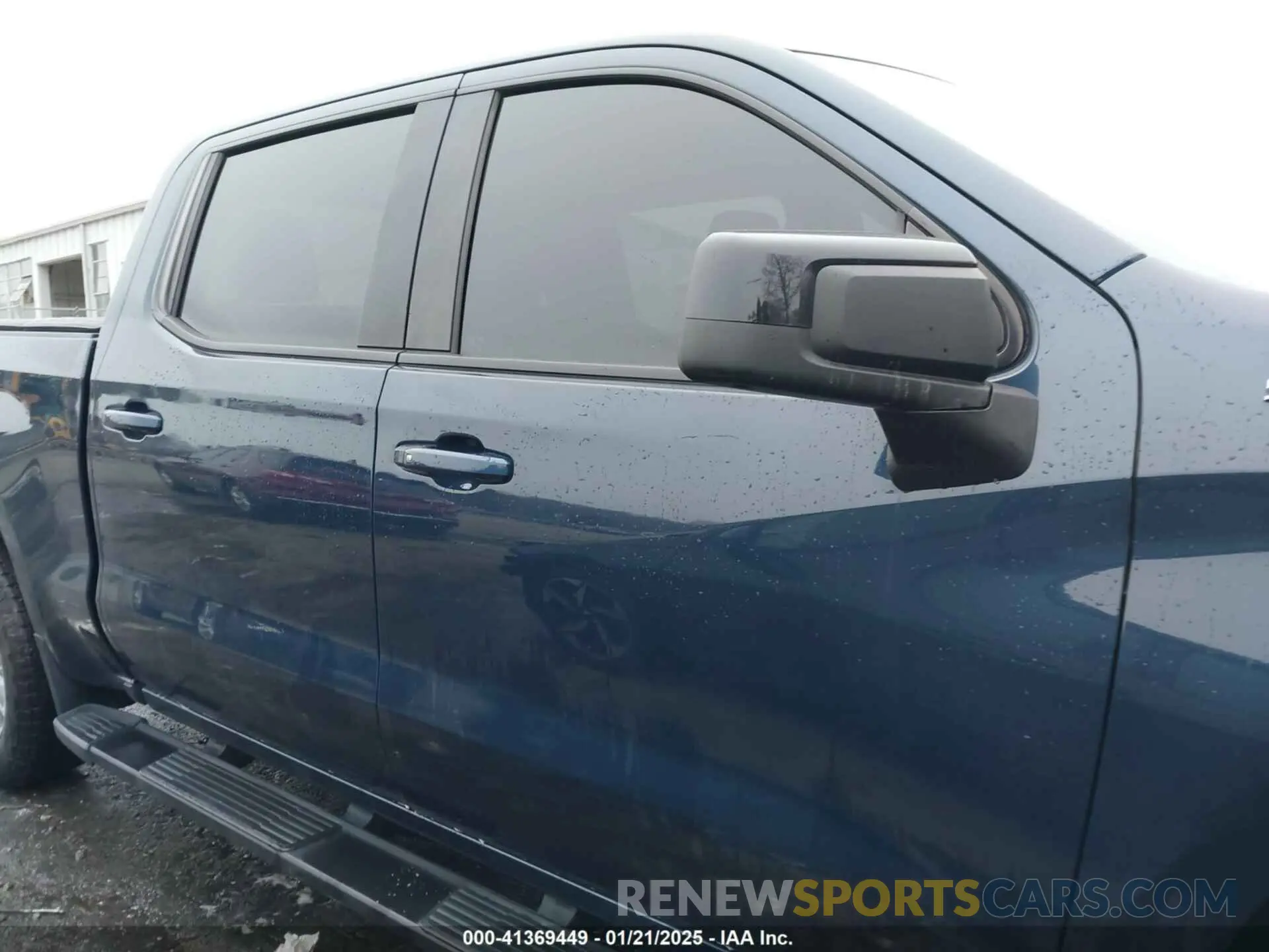 13 fotografías del automóvil dañado 1GCUYEEDXLZ181725 CHEVROLET SILVERADO 1500 2020
