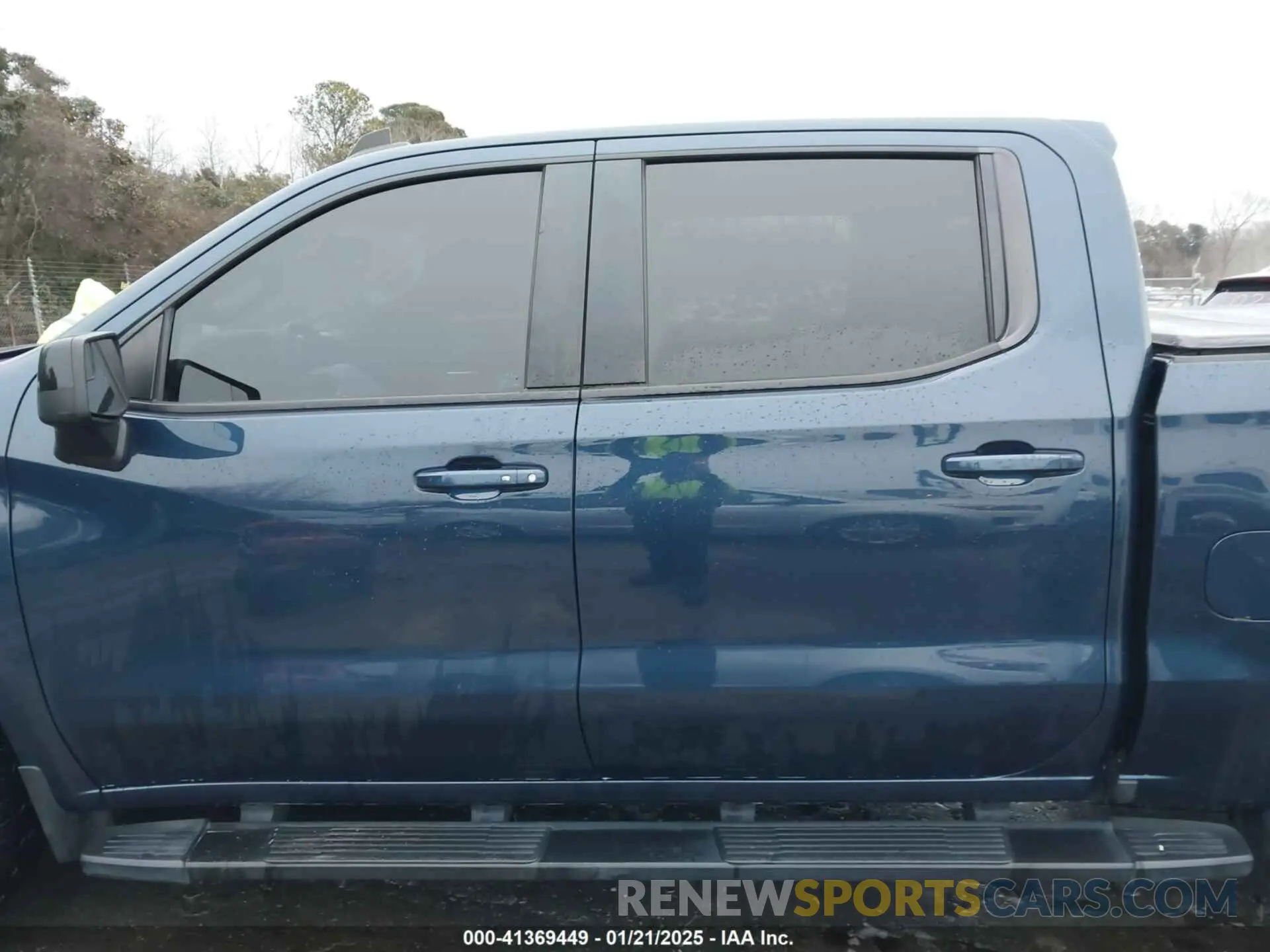 14 fotografías del automóvil dañado 1GCUYEEDXLZ181725 CHEVROLET SILVERADO 1500 2020