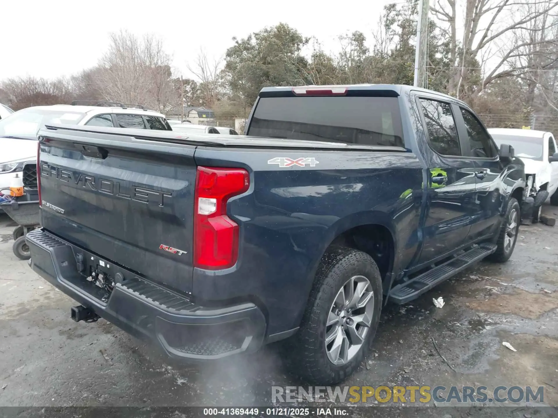 4 fotografías del automóvil dañado 1GCUYEEDXLZ181725 CHEVROLET SILVERADO 1500 2020