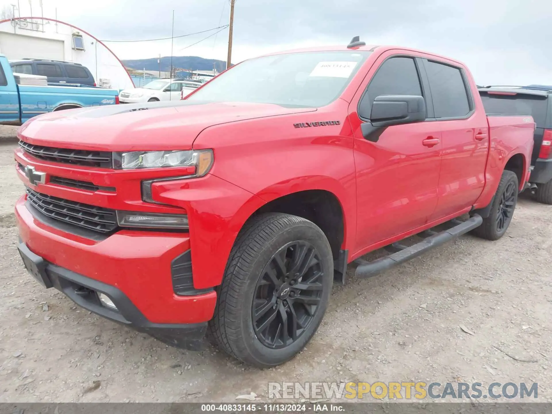 2 fotografías del automóvil dañado 1GCUYEEL5LZ217991 CHEVROLET SILVERADO 1500 2020