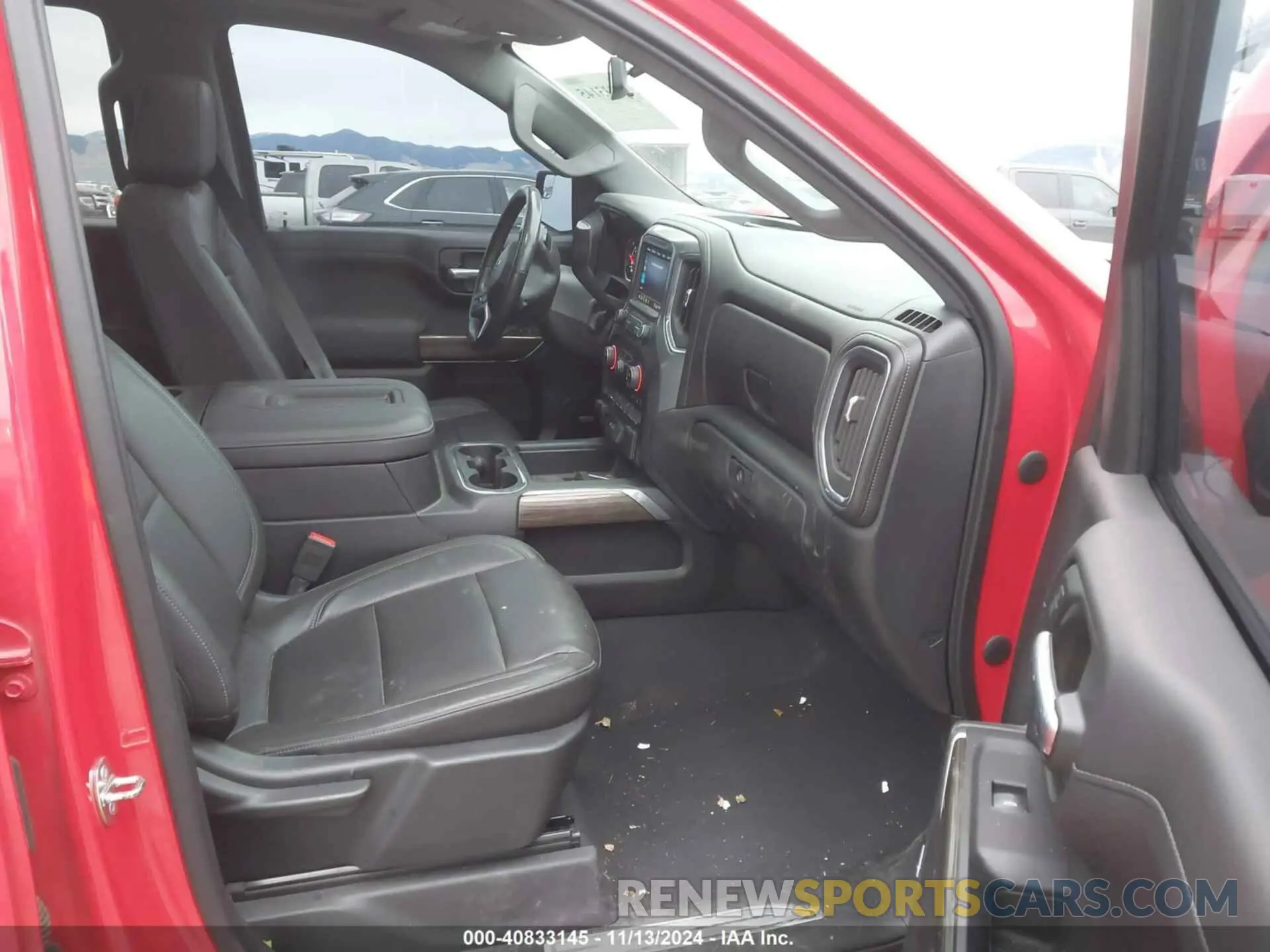 5 fotografías del automóvil dañado 1GCUYEEL5LZ217991 CHEVROLET SILVERADO 1500 2020