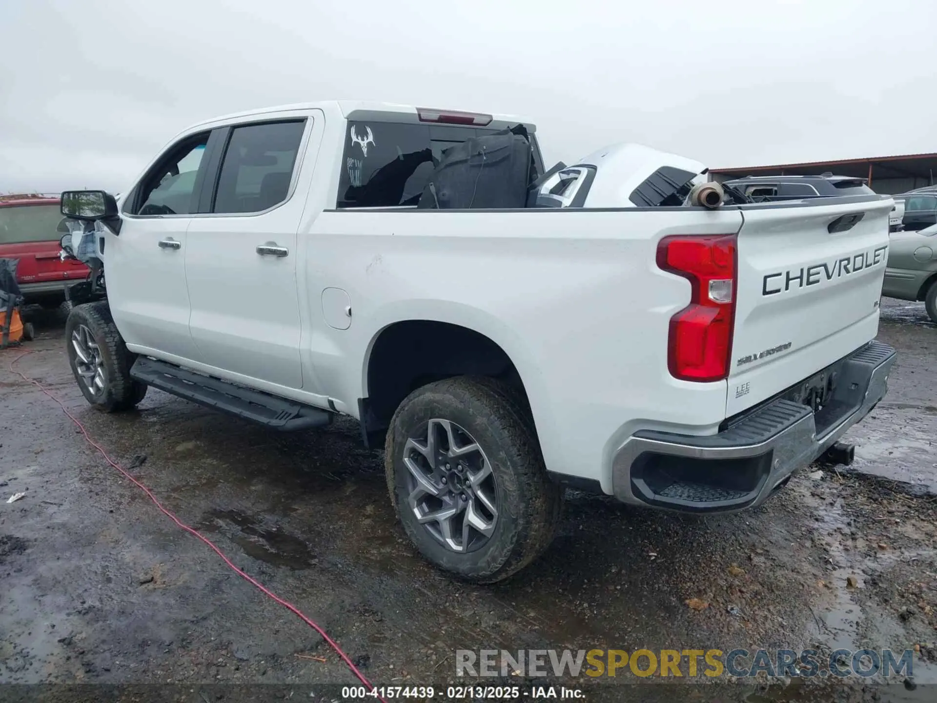 3 fotografías del automóvil dañado 1GCUYGED6LZ210732 CHEVROLET SILVERADO 1500 2020