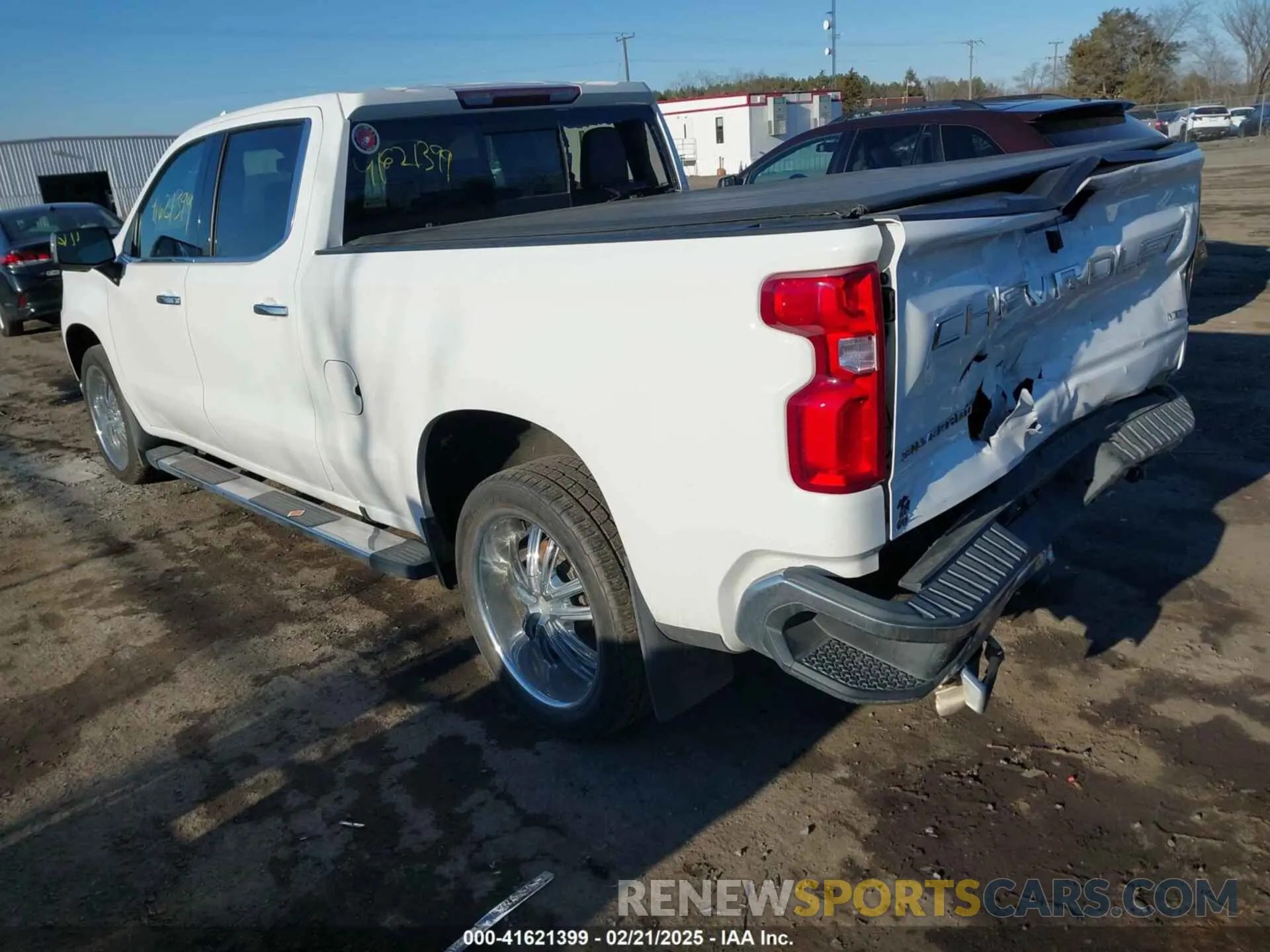 3 fotografías del automóvil dañado 1GCUYGEDXLZ177976 CHEVROLET SILVERADO 1500 2020