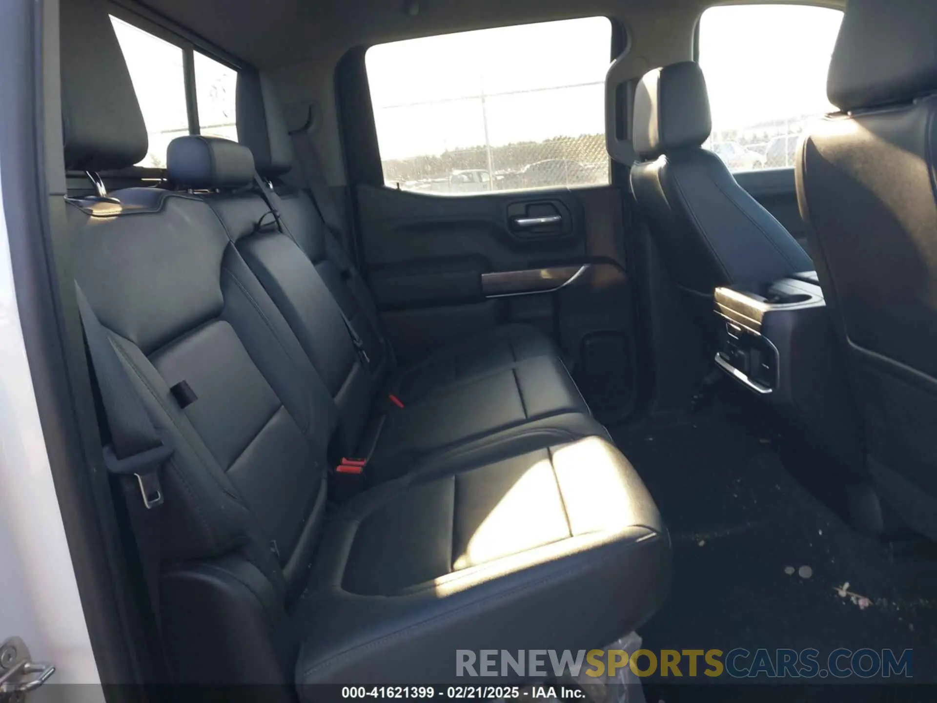 8 fotografías del automóvil dañado 1GCUYGEDXLZ177976 CHEVROLET SILVERADO 1500 2020
