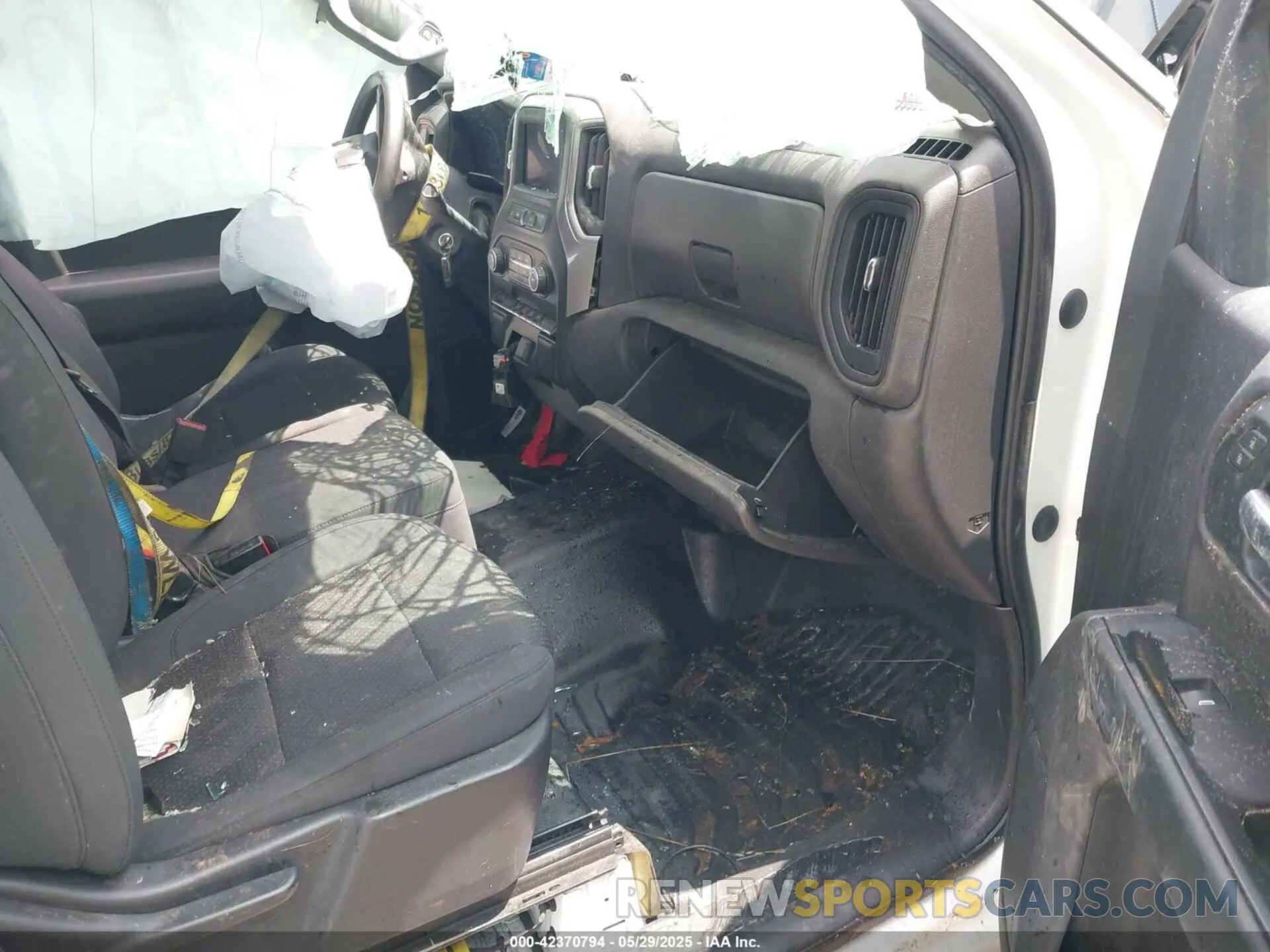 8 fotografías del automóvil dañado 3GCNWAEF0LG413382 CHEVROLET SILVERADO 1500 2020