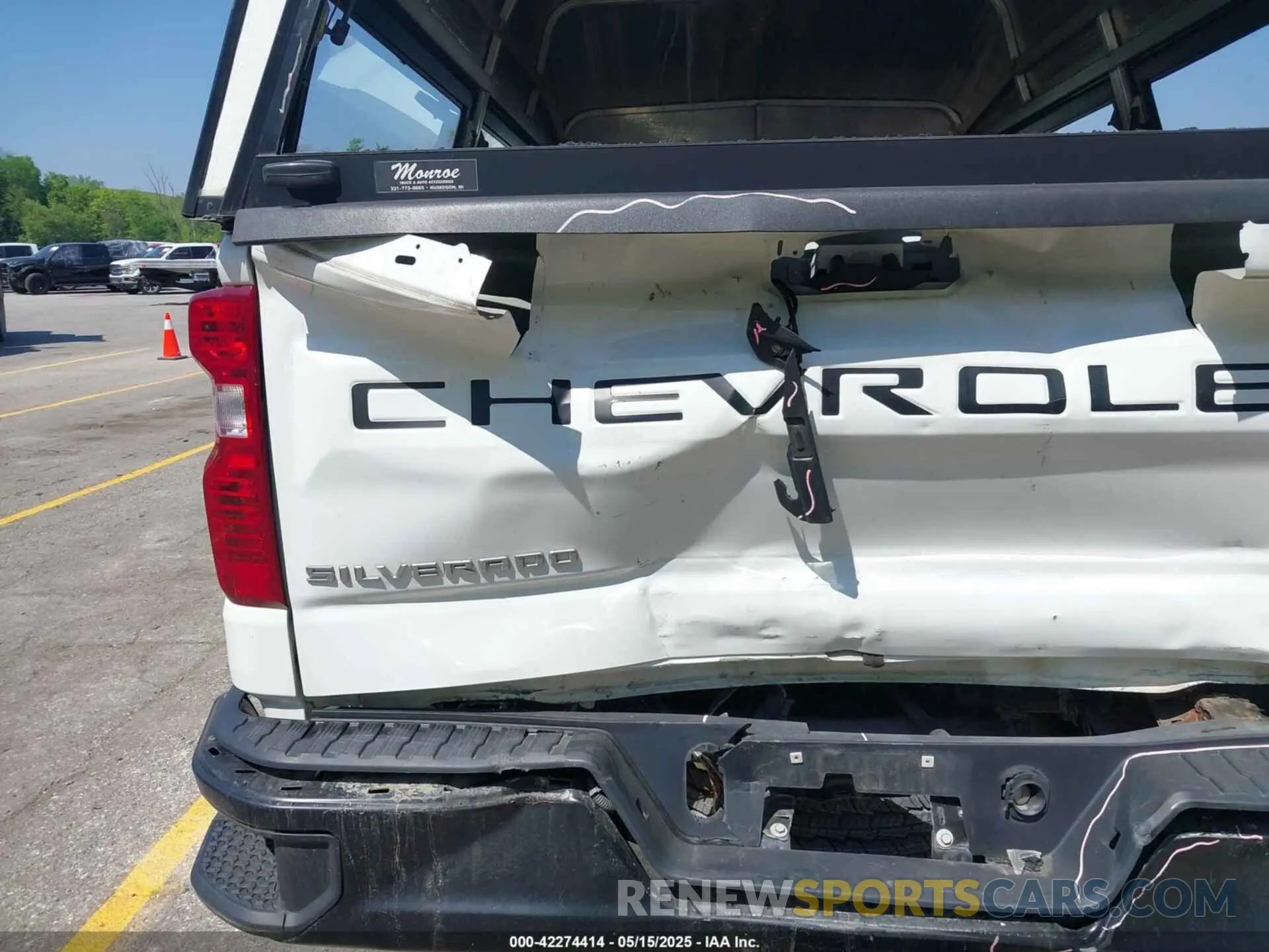 6 fotografías del automóvil dañado 3GCNYAEFXLG154197 CHEVROLET SILVERADO 1500 2020