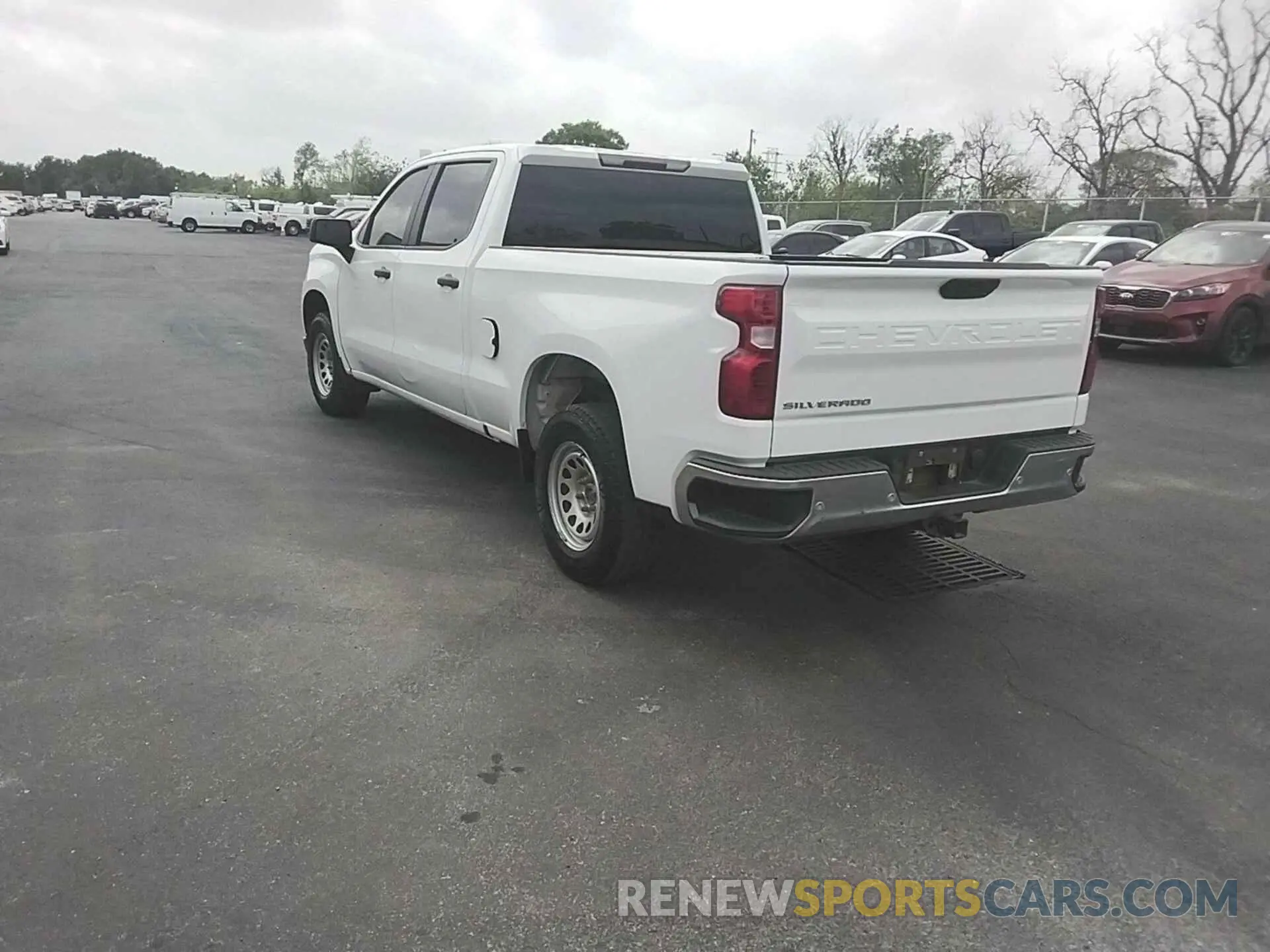 4 fotografías del automóvil dañado 3GCPWAEF7LG310226 CHEVROLET SILVERADO 1500 2020