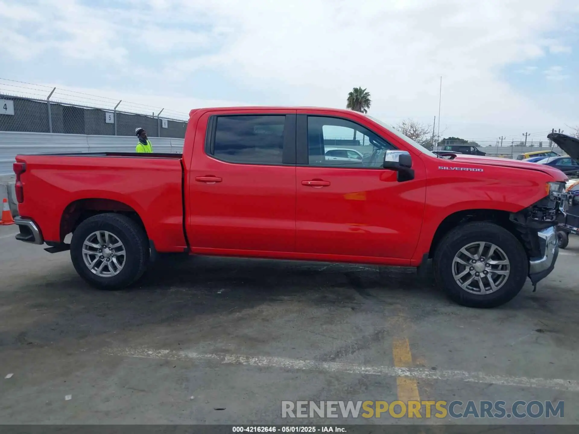 13 fotografías del automóvil dañado 3GCPWCED4LG120328 CHEVROLET SILVERADO 1500 2020
