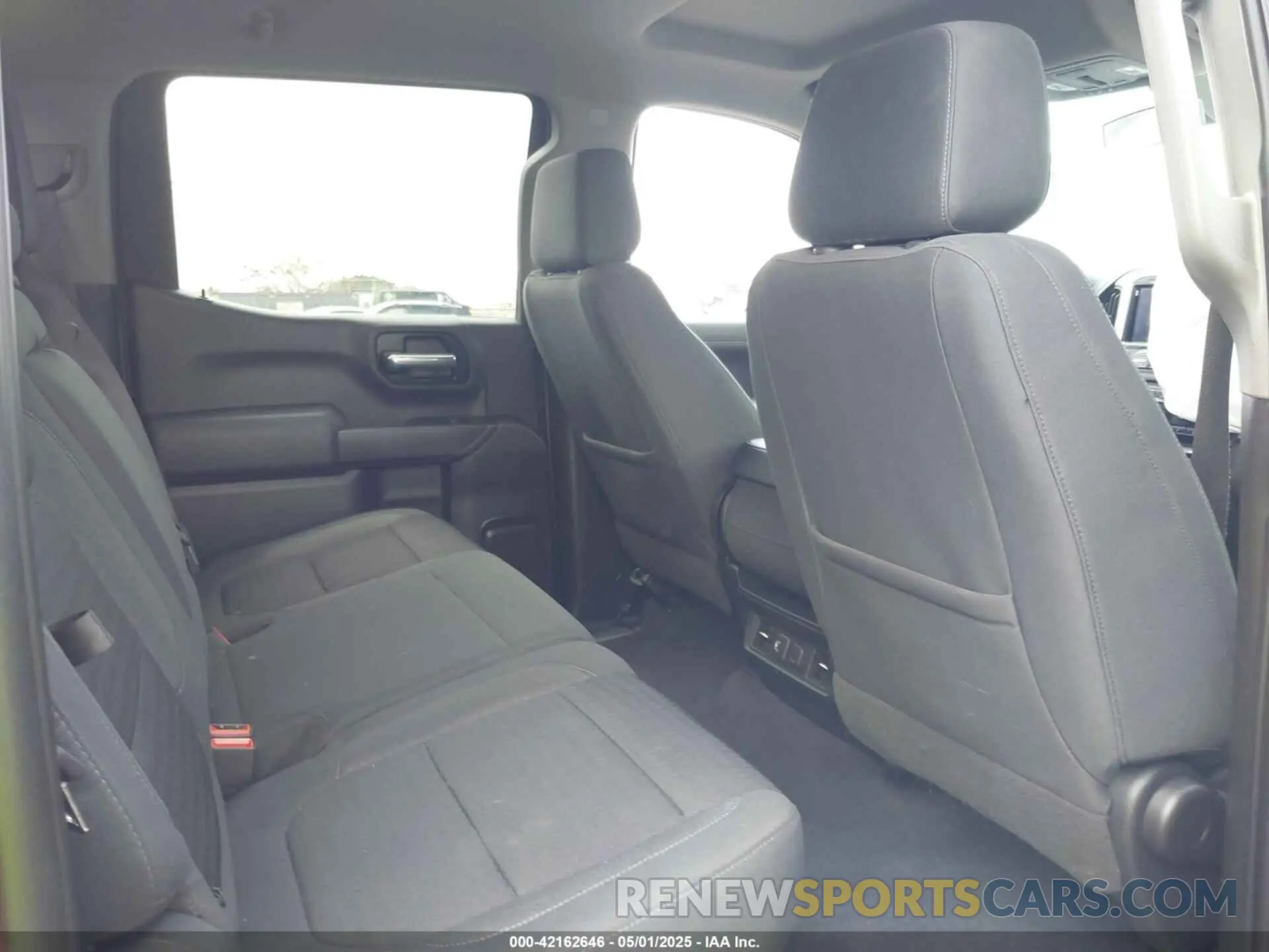 8 fotografías del automóvil dañado 3GCPWCED4LG120328 CHEVROLET SILVERADO 1500 2020