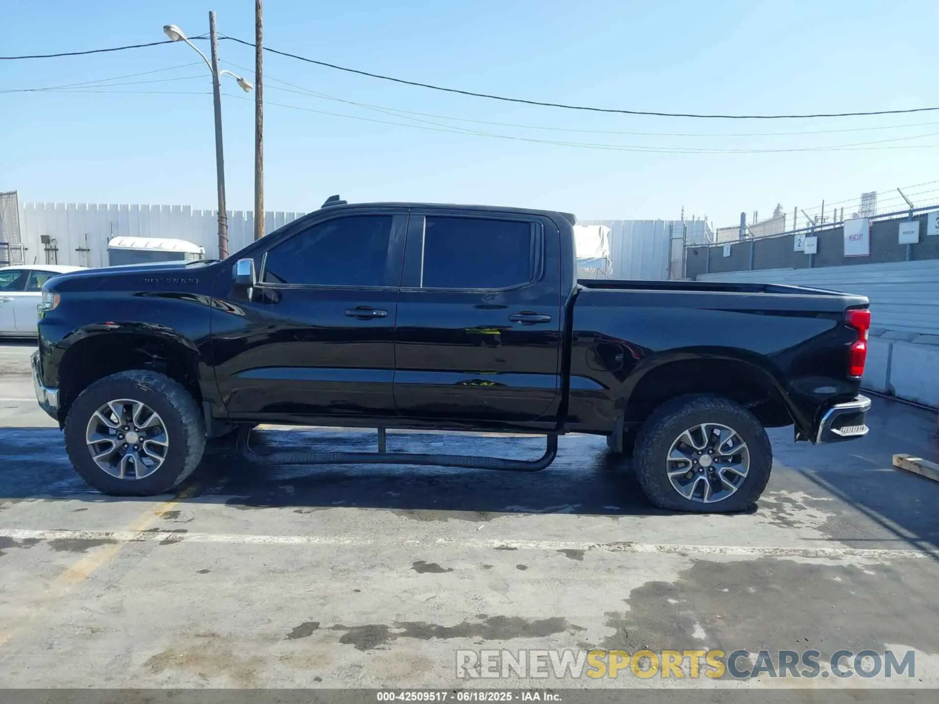 14 fotografías del automóvil dañado 3GCPWCED4LG437557 CHEVROLET SILVERADO 1500 2020