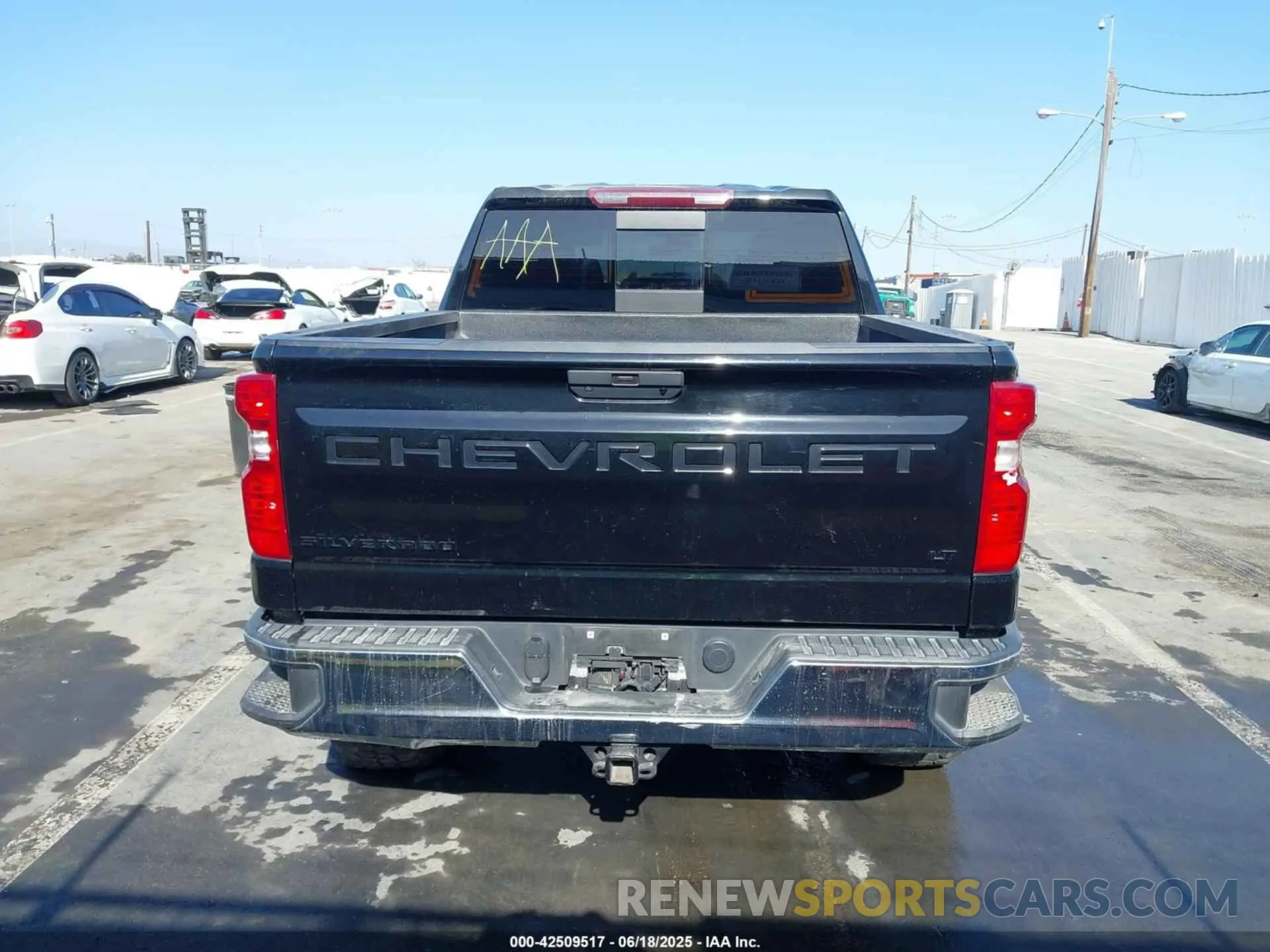 16 fotografías del automóvil dañado 3GCPWCED4LG437557 CHEVROLET SILVERADO 1500 2020