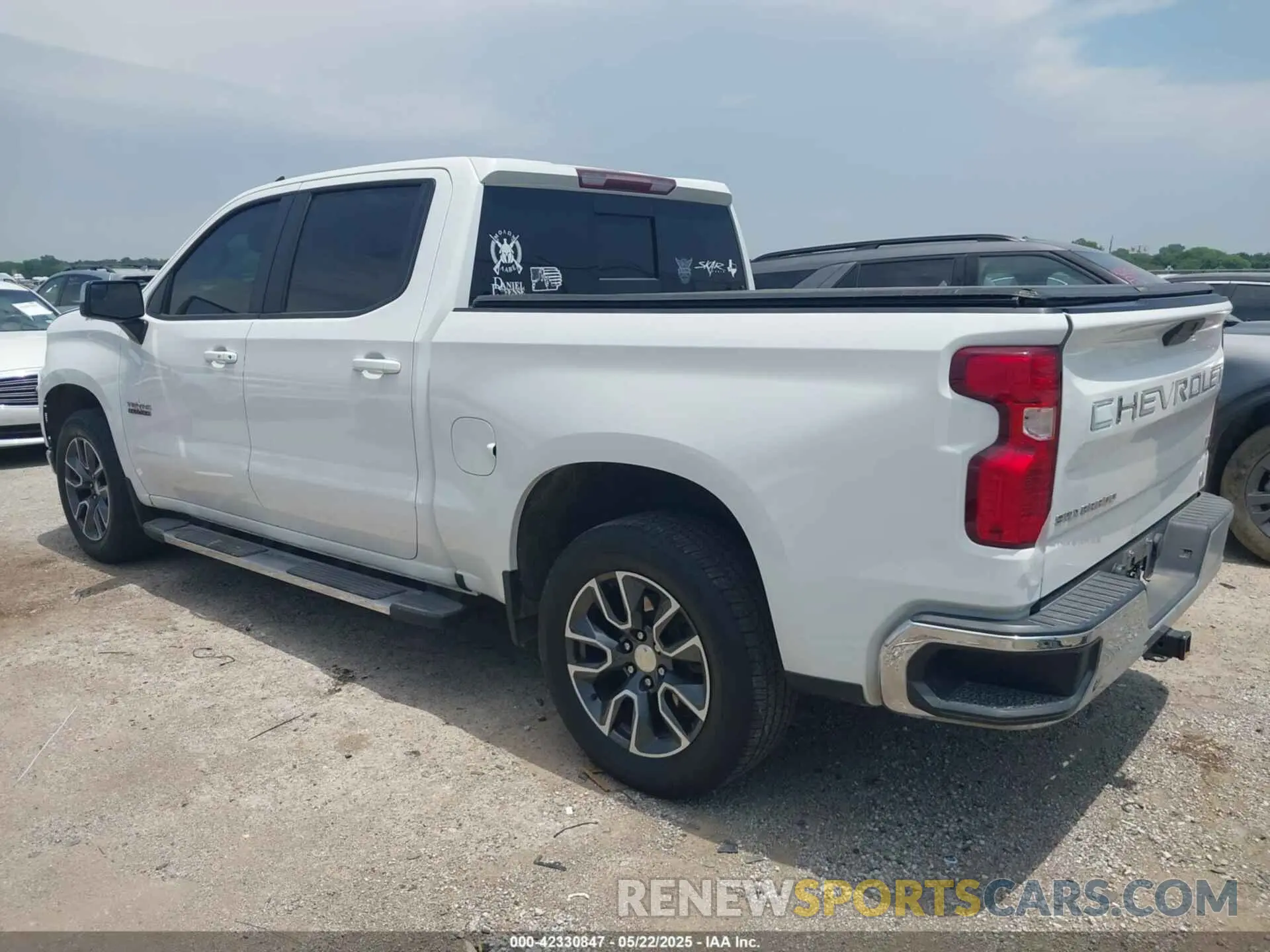 3 fotografías del automóvil dañado 3GCPWCED5LG185785 CHEVROLET SILVERADO 1500 2020