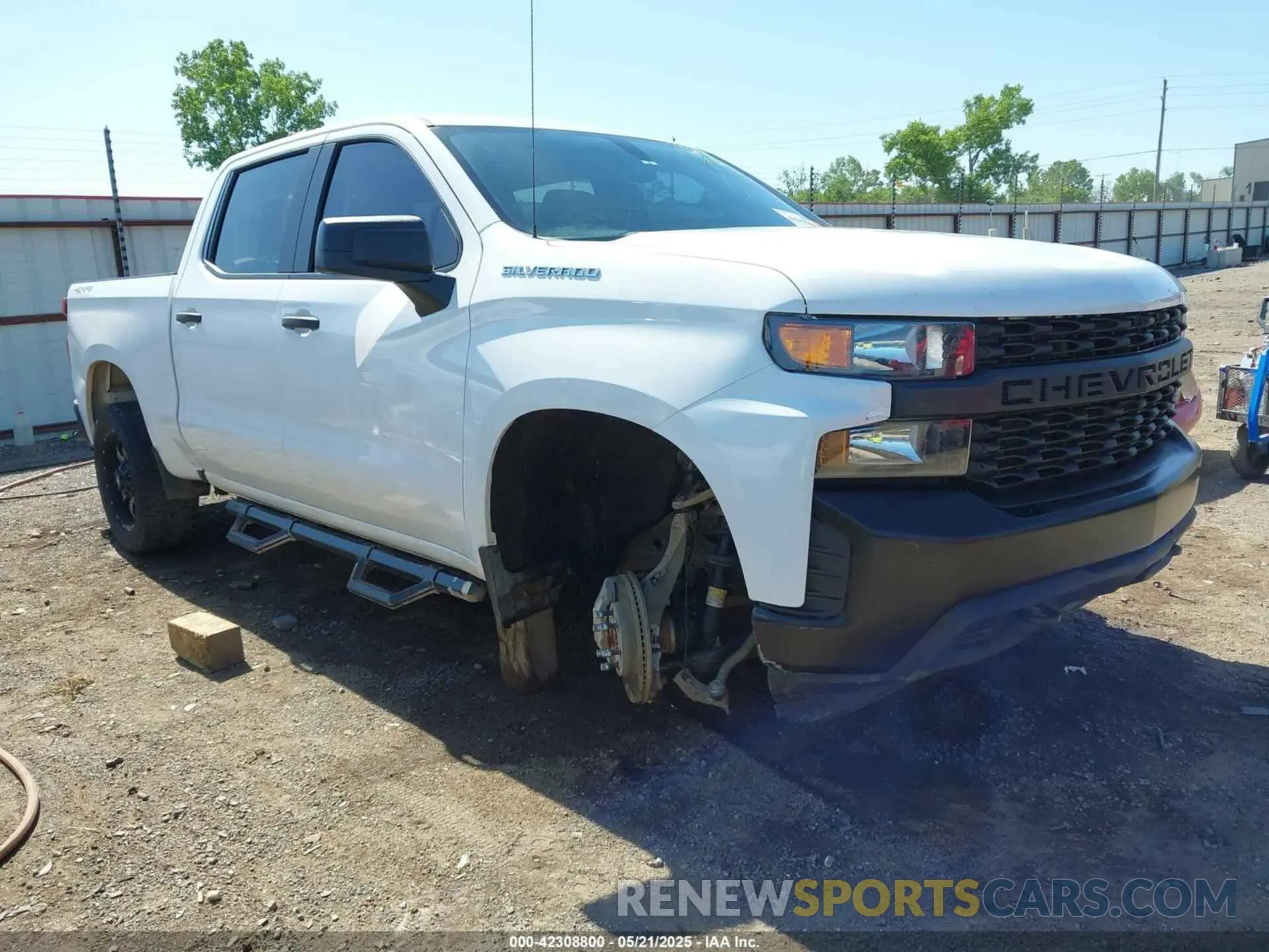 1 fotografías del automóvil dañado 3GCPYAEH9LG330263 CHEVROLET SILVERADO 1500 2020