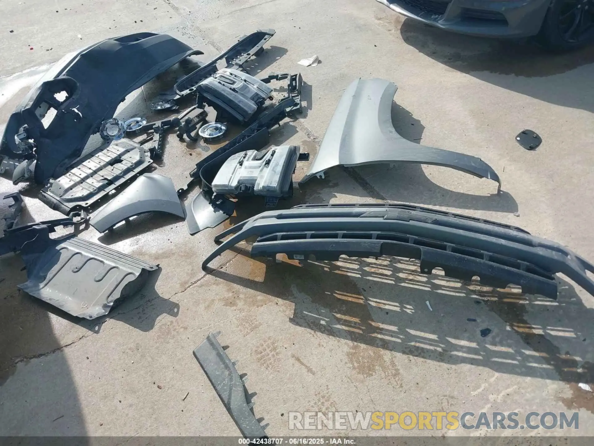 12 fotografías del automóvil dañado 3GCPYAEHXLG247344 CHEVROLET SILVERADO 1500 2020