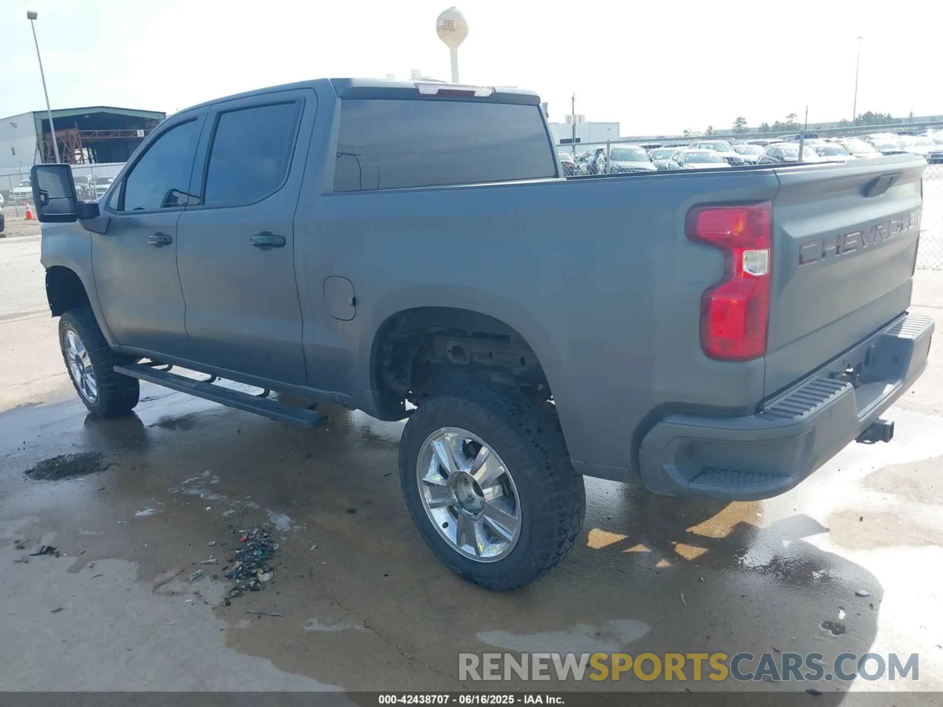3 fotografías del automóvil dañado 3GCPYAEHXLG247344 CHEVROLET SILVERADO 1500 2020