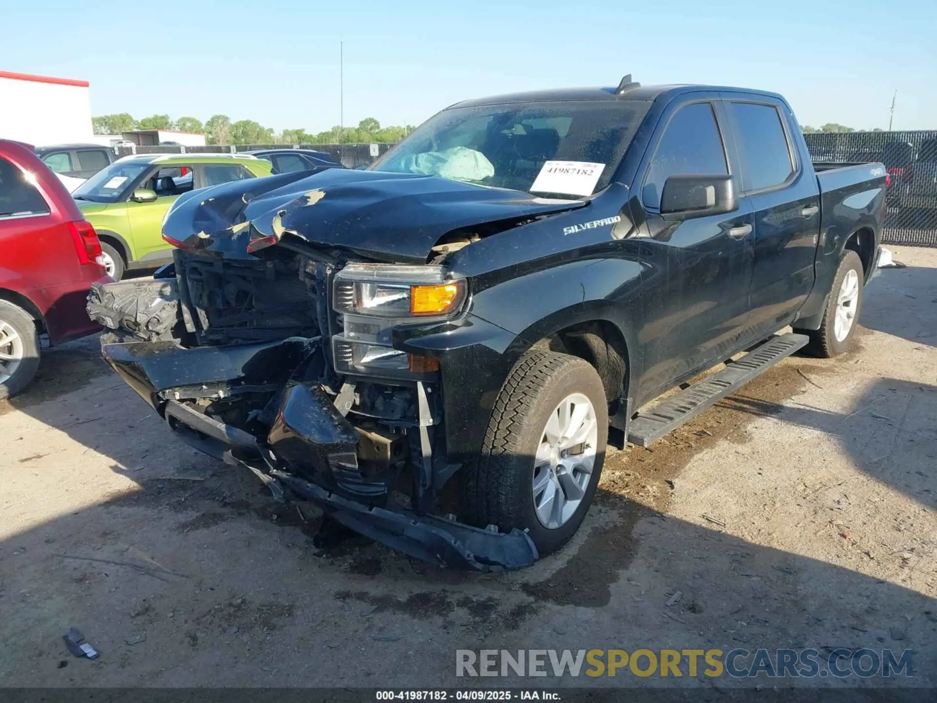 2 fotografías del automóvil dañado 3GCPYBEK8LG169454 CHEVROLET SILVERADO 1500 2020