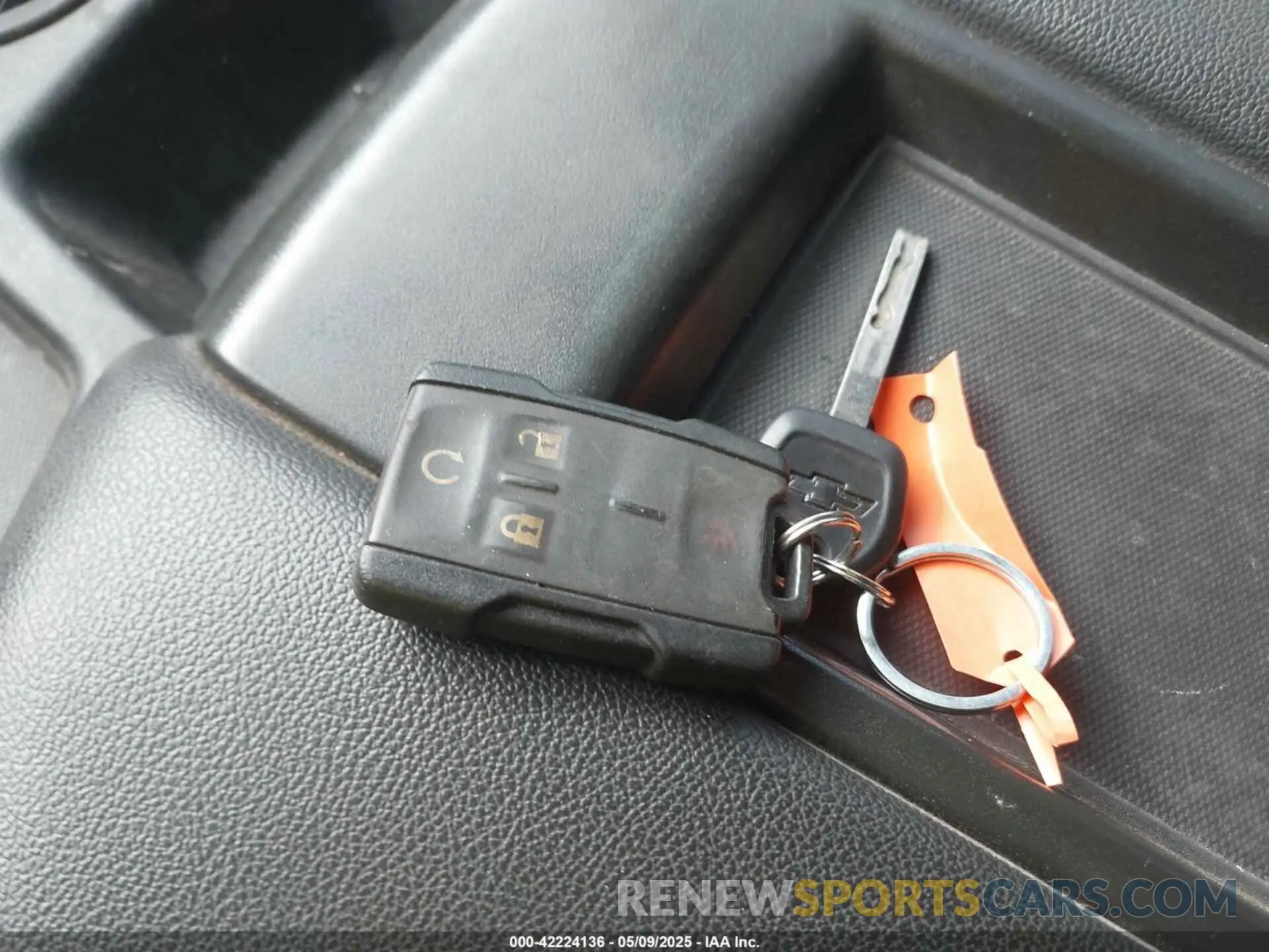 11 fotografías del automóvil dañado 3GCPYDEK9LG137513 CHEVROLET SILVERADO 1500 2020