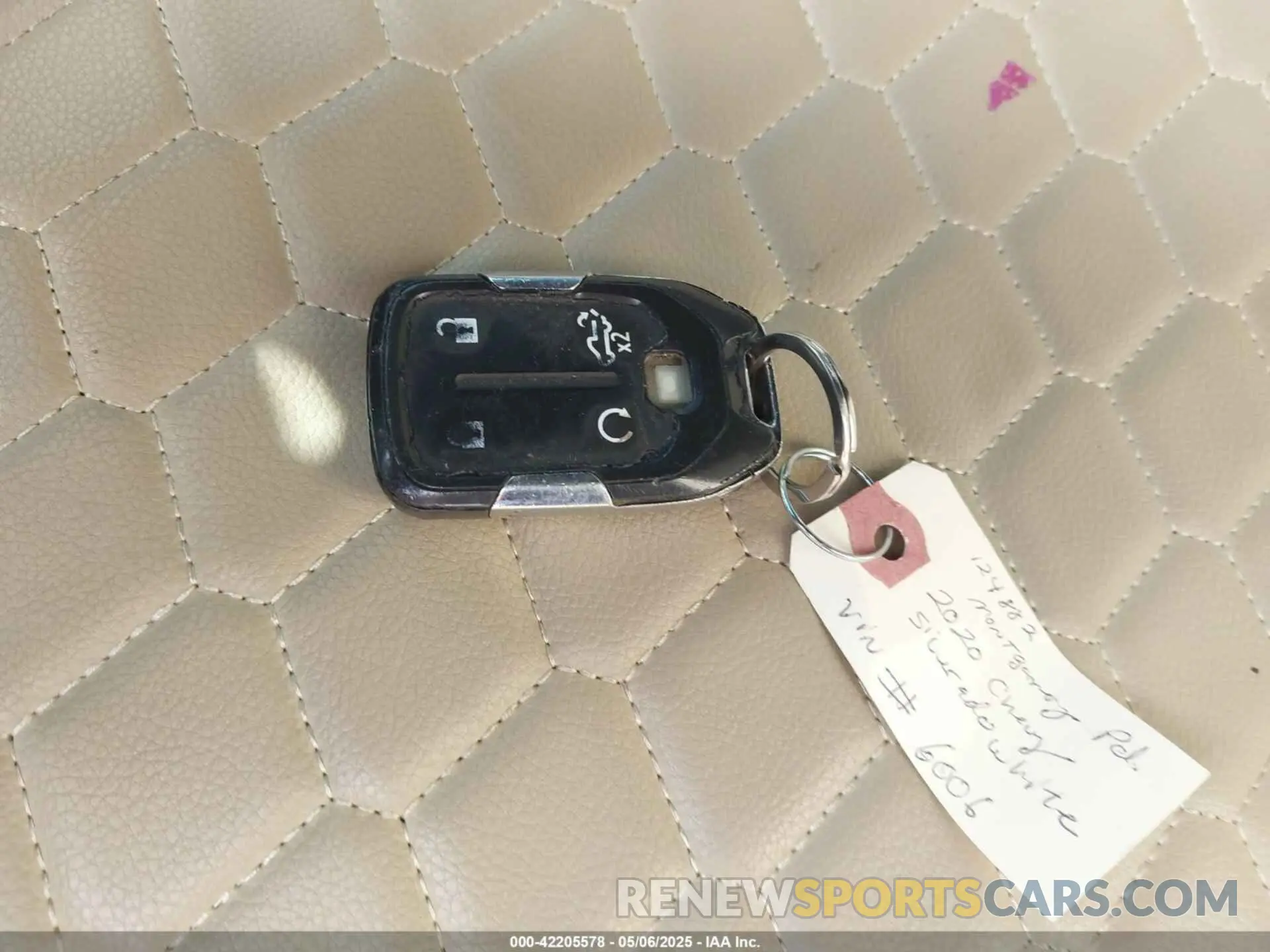 11 fotografías del automóvil dañado 3GCPYEEK2LG156006 CHEVROLET SILVERADO 1500 2020