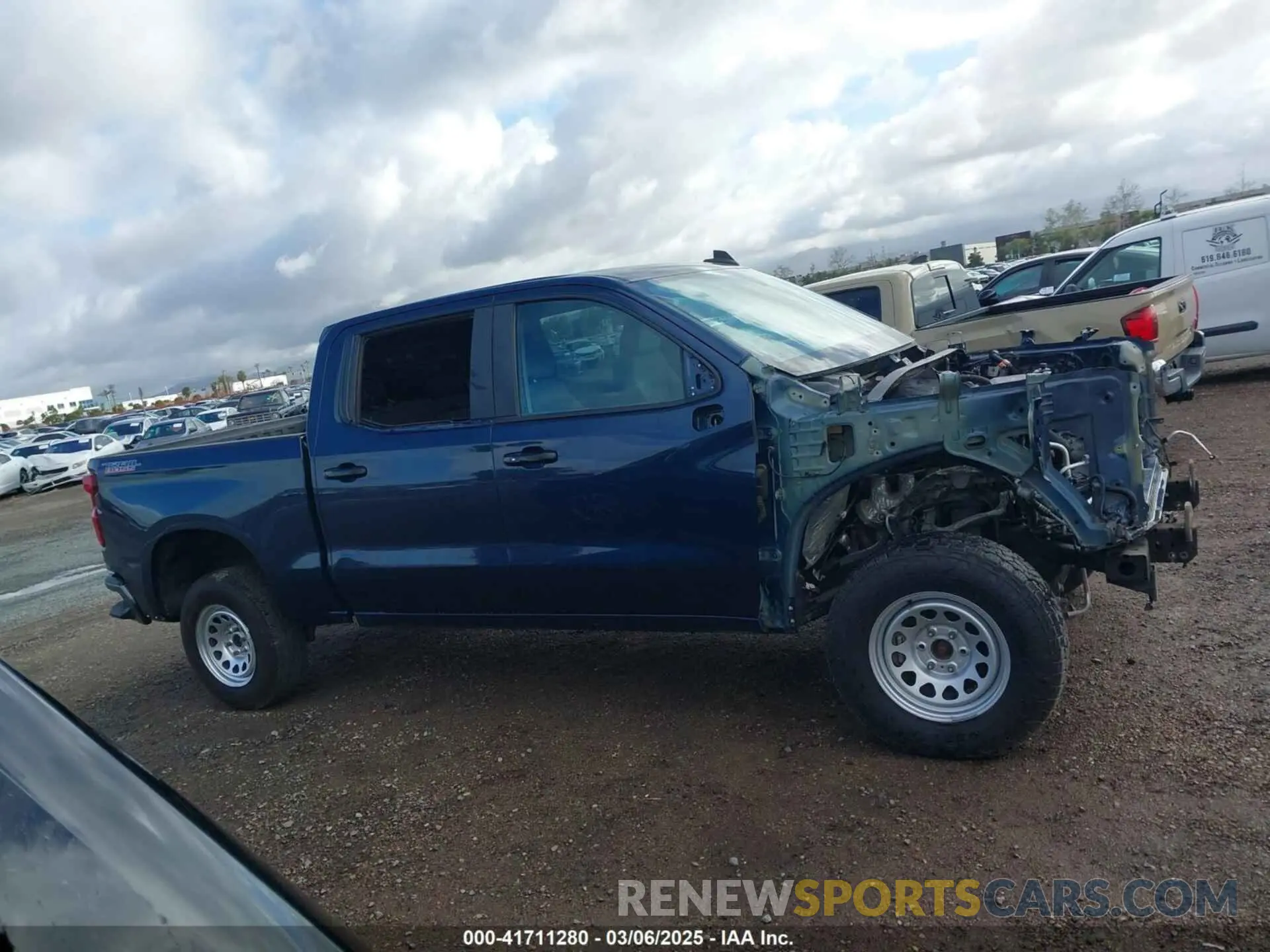 12 fotografías del automóvil dañado 3GCPYFED5LG119989 CHEVROLET SILVERADO 1500 2020