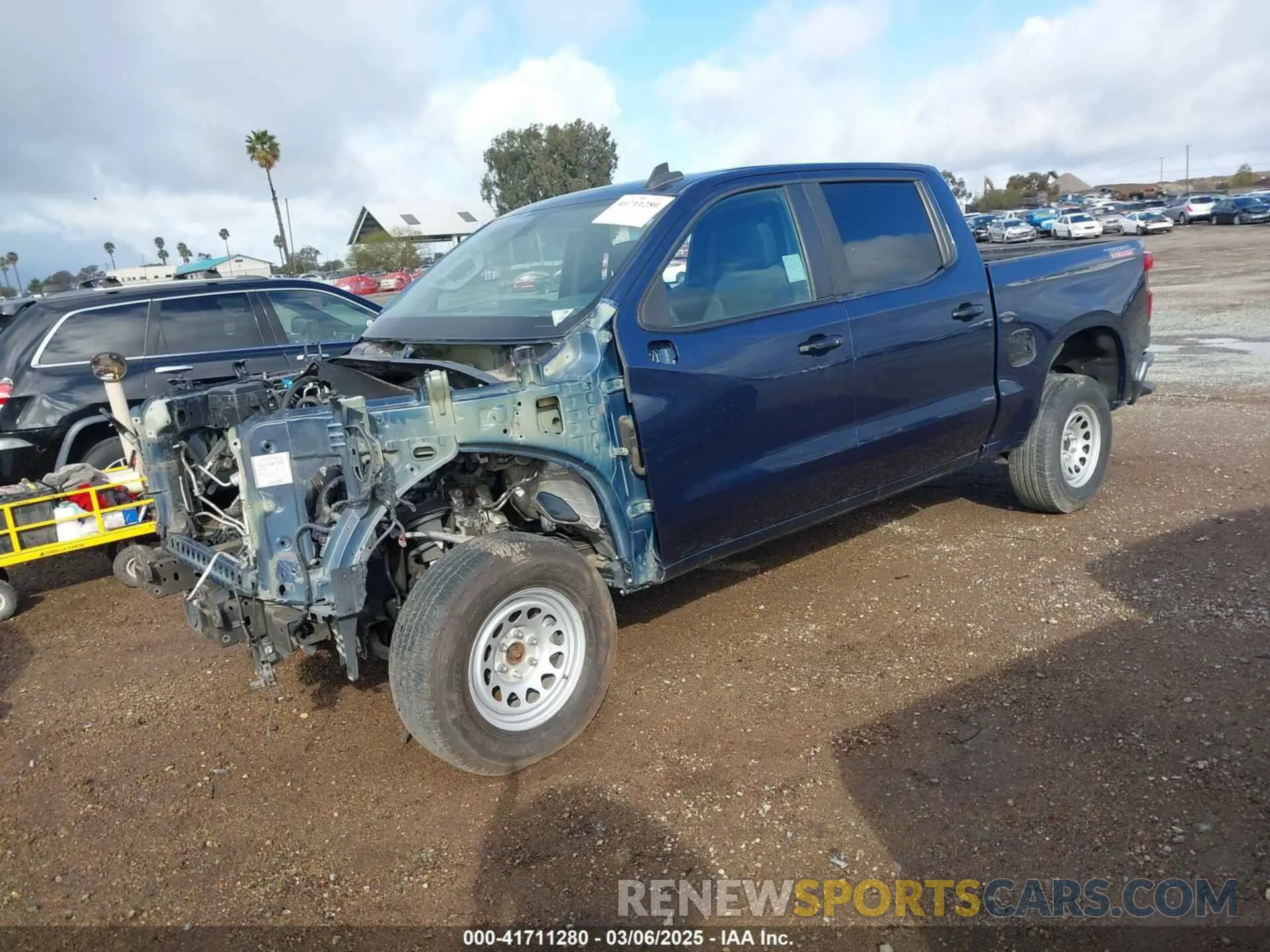 2 fotografías del automóvil dañado 3GCPYFED5LG119989 CHEVROLET SILVERADO 1500 2020