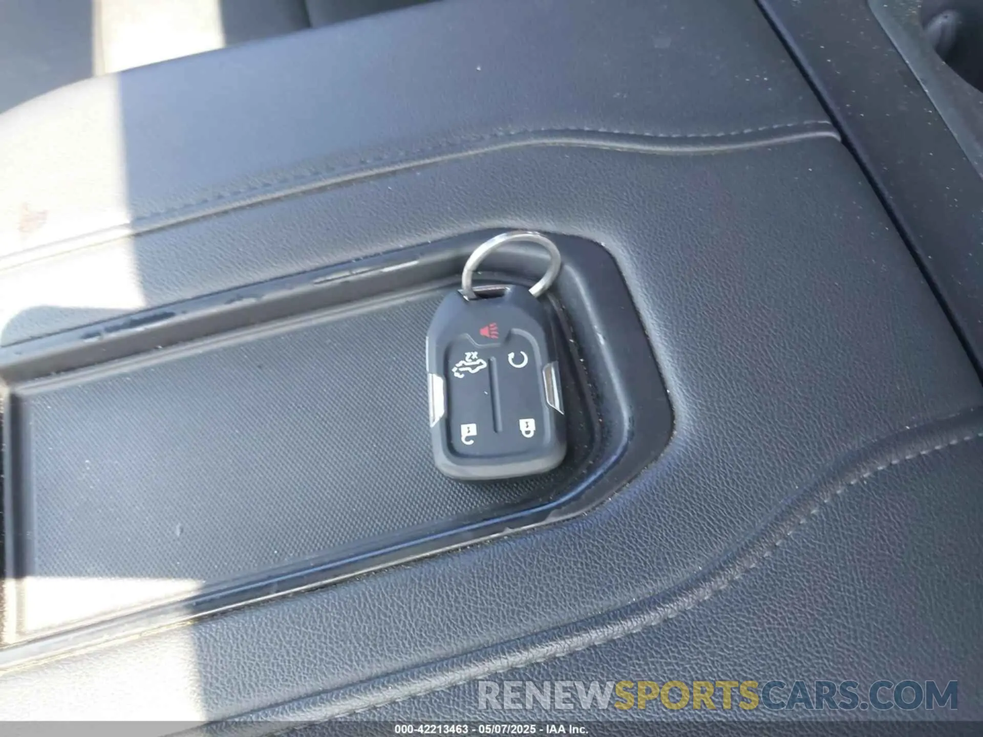 11 fotografías del automóvil dañado 3GCPYFED6LG325175 CHEVROLET SILVERADO 1500 2020