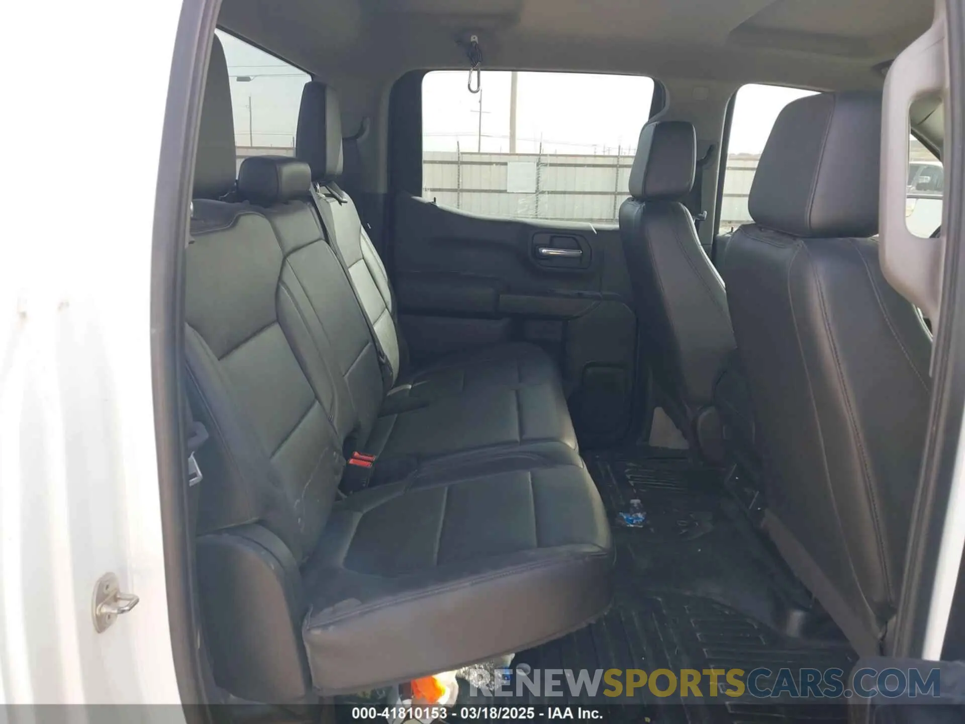 8 fotografías del automóvil dañado 3GCUYAEF4LG302078 CHEVROLET SILVERADO 1500 2020