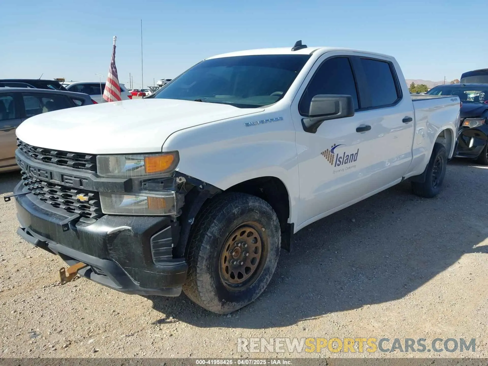 2 fotografías del automóvil dañado 3GCUYAEF9LG349414 CHEVROLET SILVERADO 1500 2020