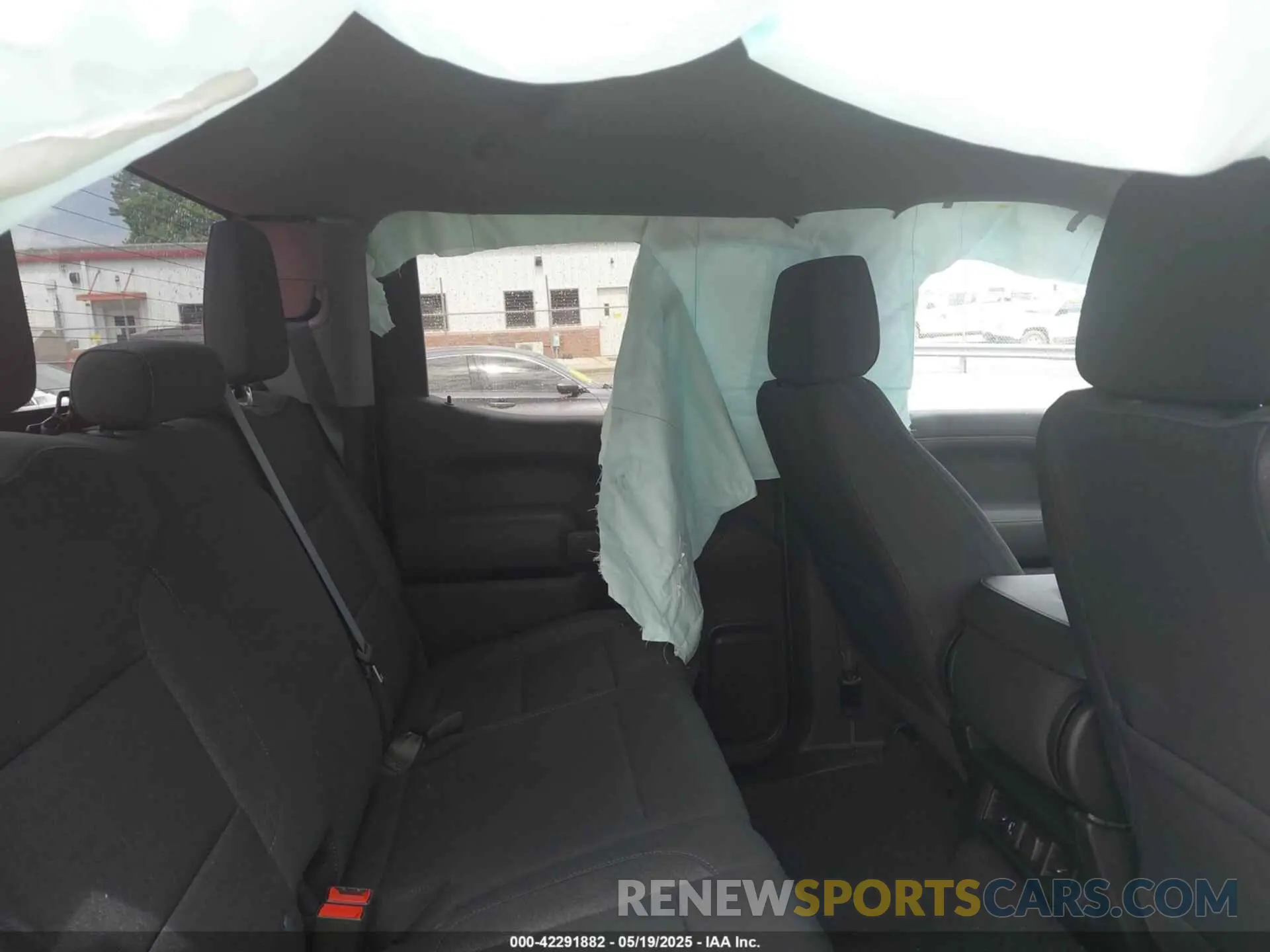 8 fotografías del automóvil dañado 3GCUYDED6LG418611 CHEVROLET SILVERADO 1500 2020